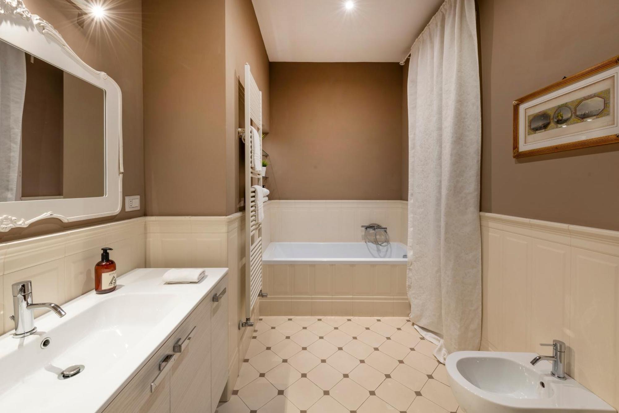 1 - Elegante Con Terrazzo Apartment