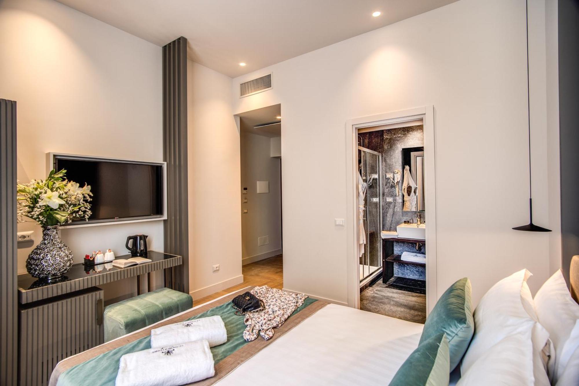 77 Seventy-seven Luxury - Maison D'art Collection Hotel 4*