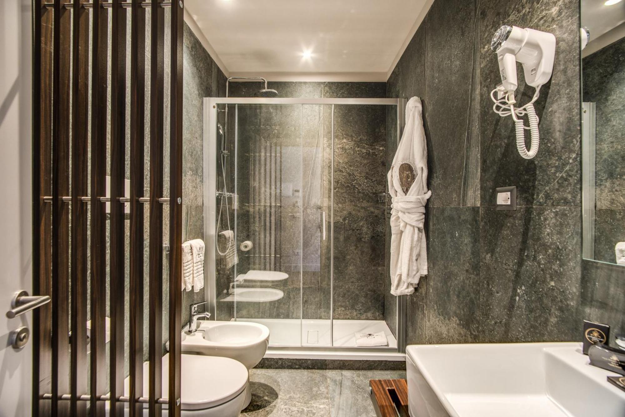 77 Seventy-seven Luxury - Maison D'art Collection Hotel Rome