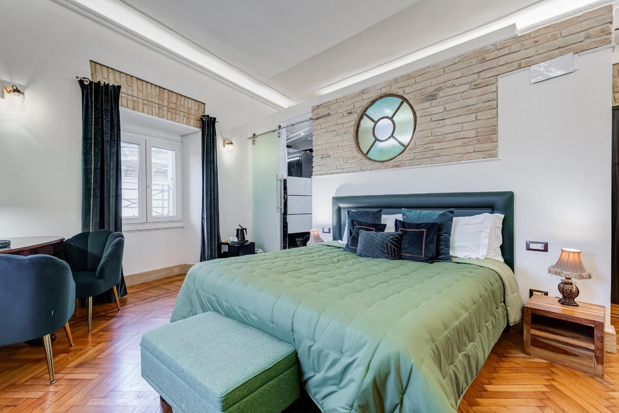 Navona Queen Rooftop Guest house