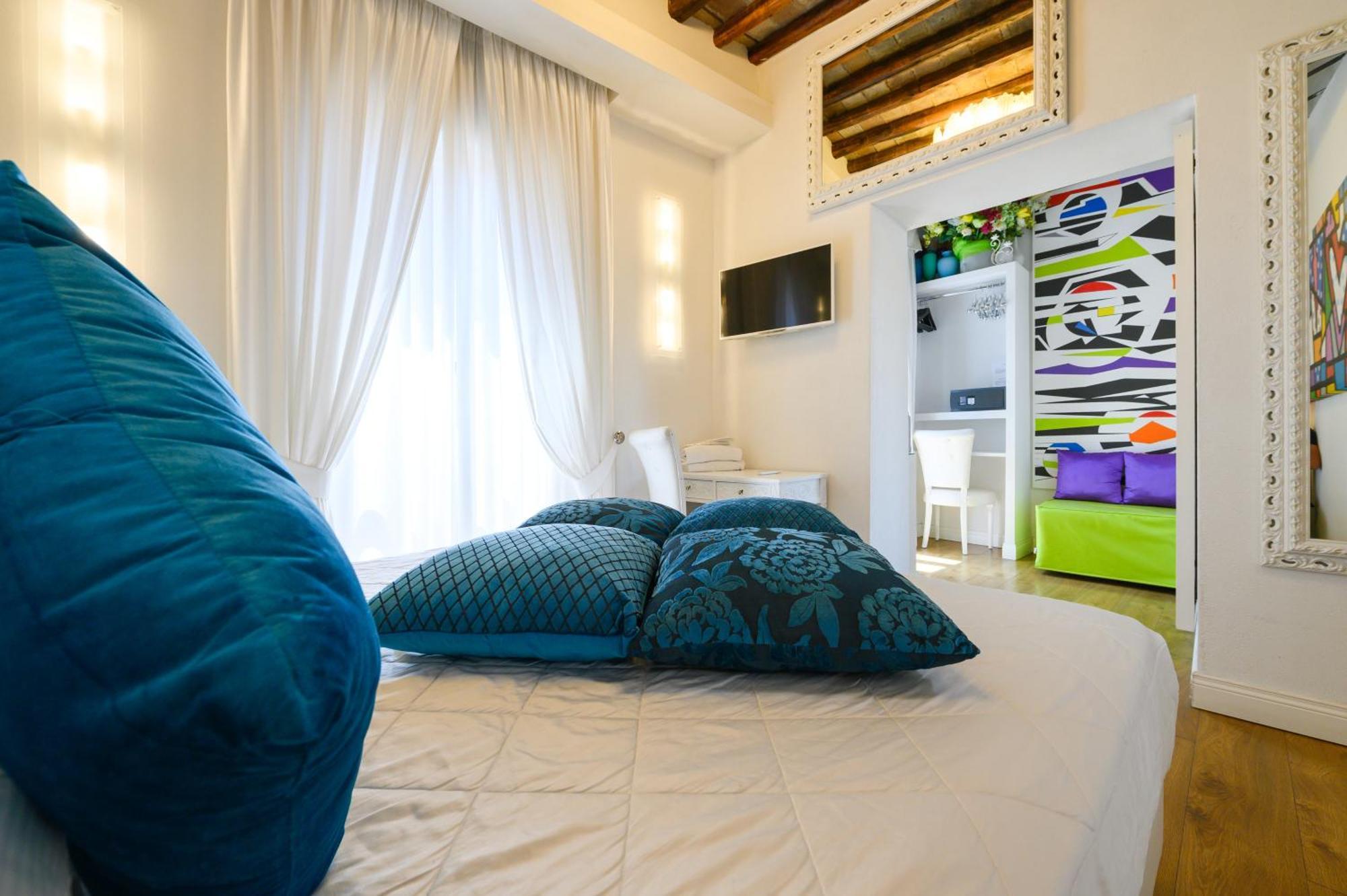 Domus Spagna Frattina Affittacamere 3*