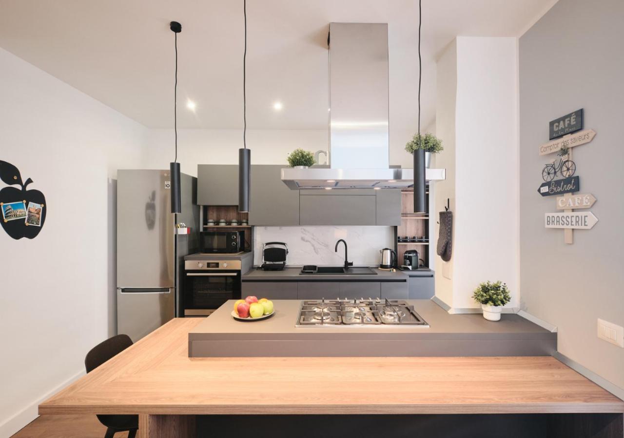 Apartment Colosseo A 15 Minuti - Elegante In Centro