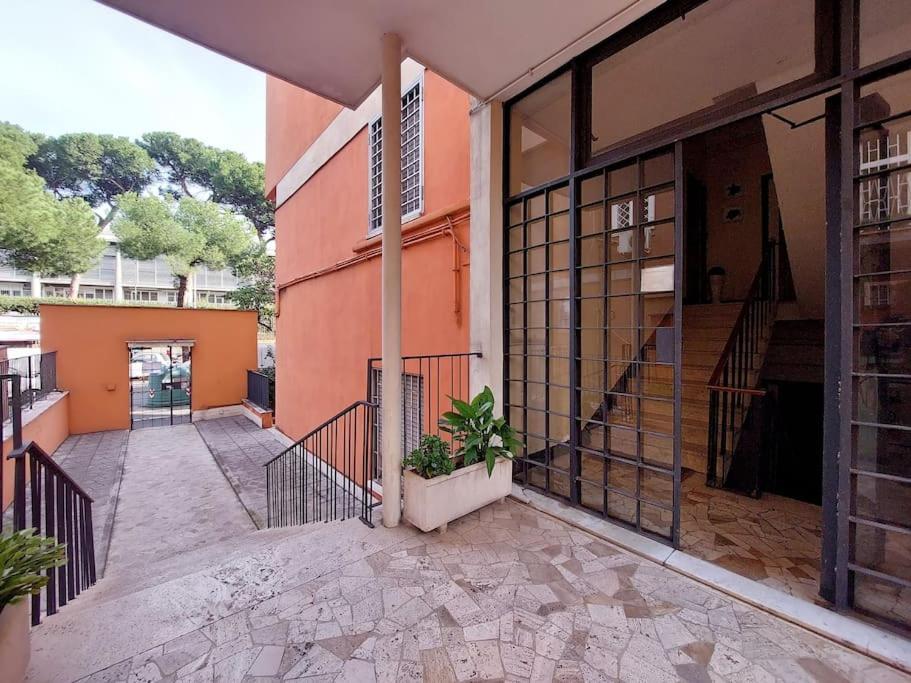 Lucky Domus Tuscolano * Rome