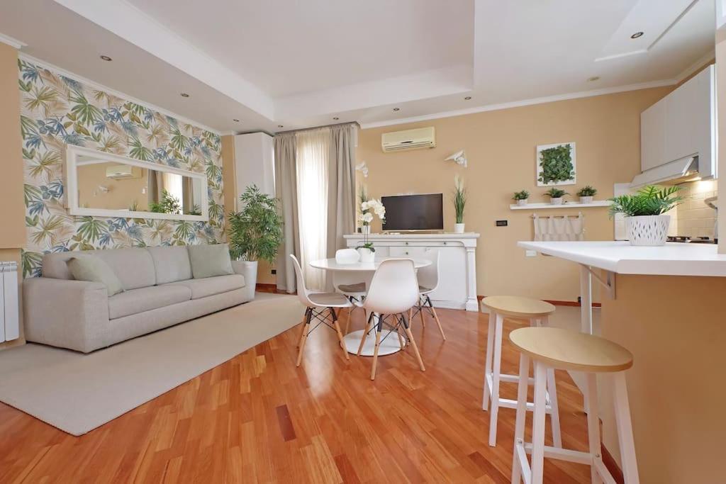 Apartment Lucky Domus Tuscolano Rome