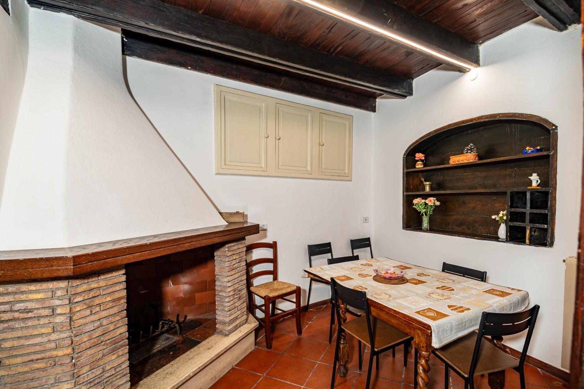 Casa Trasteverina Holiday home Rome