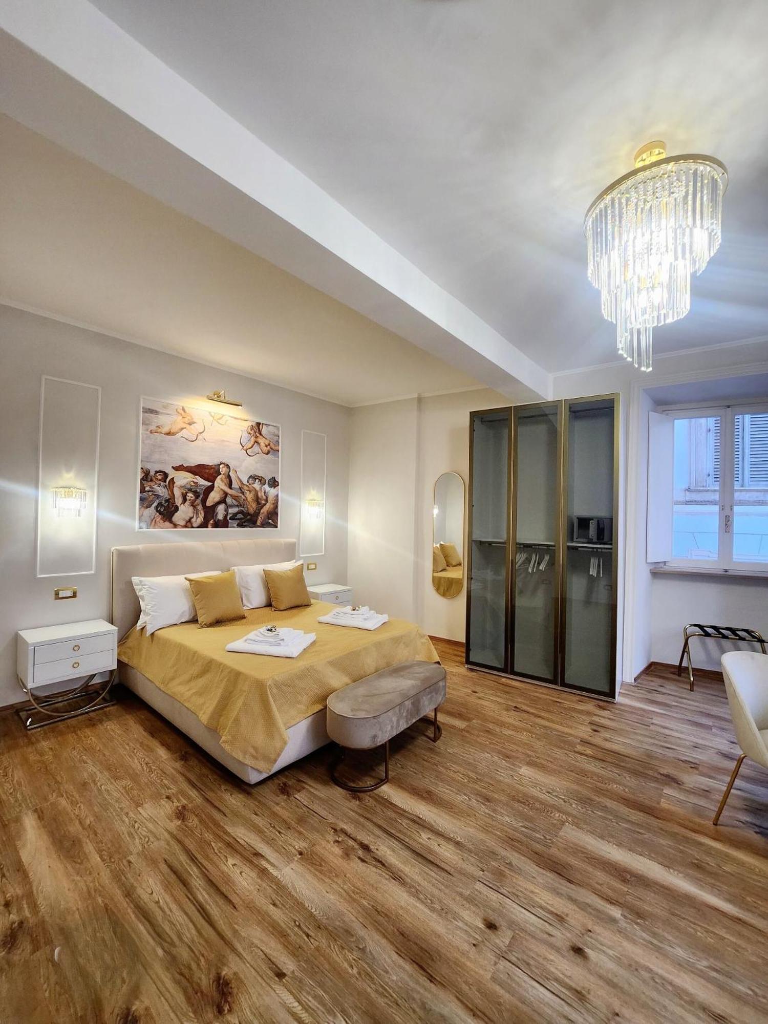 Golden Palace Luxury Guest house Rome