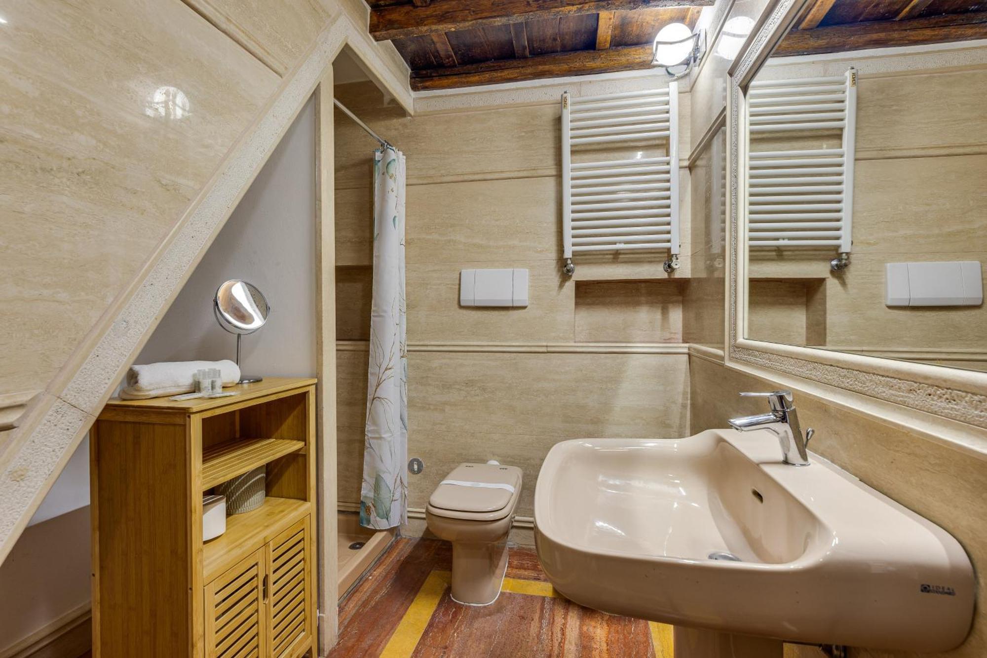 Apartment Borgo Pio Experience Rome