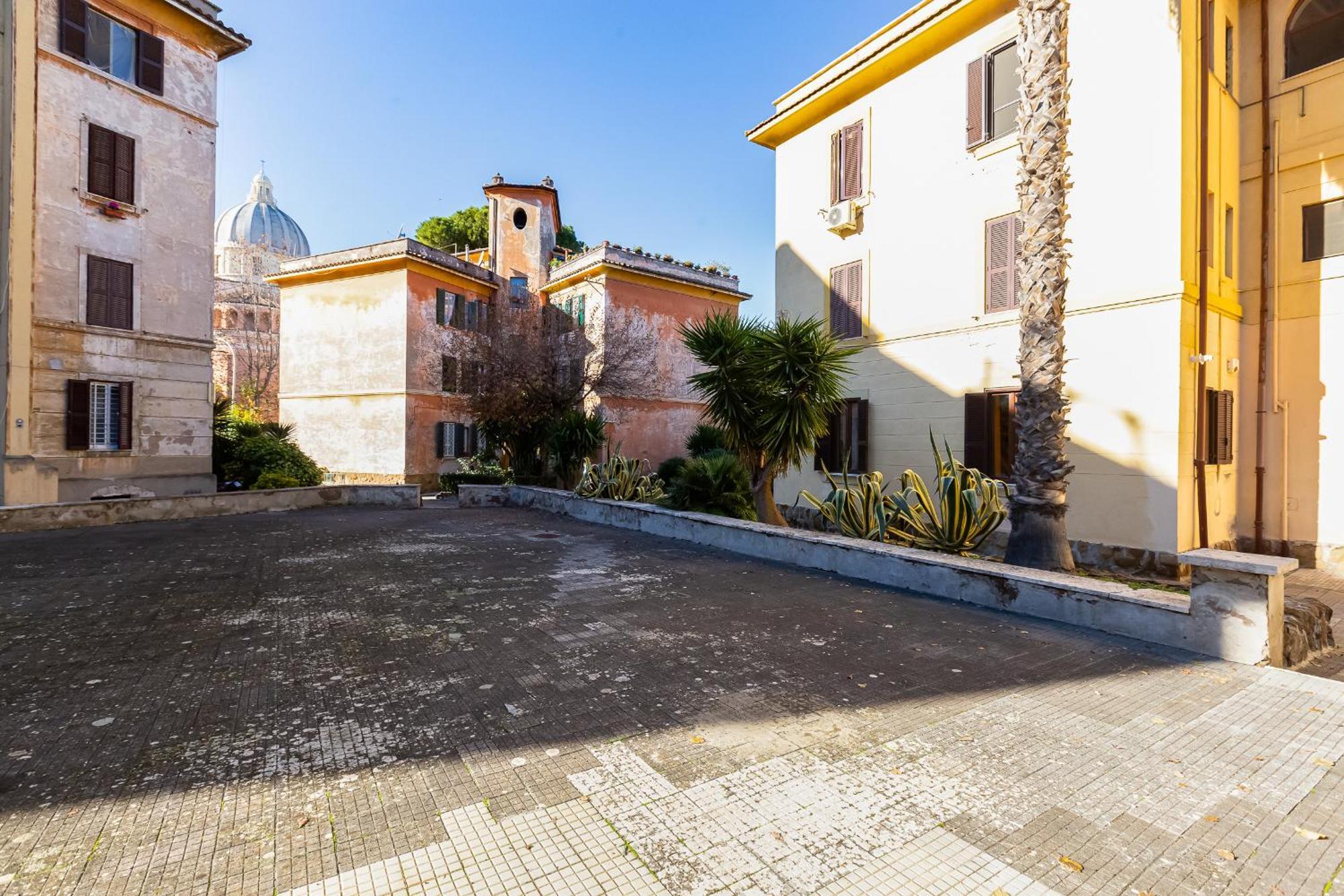 Casa Garbha Rome