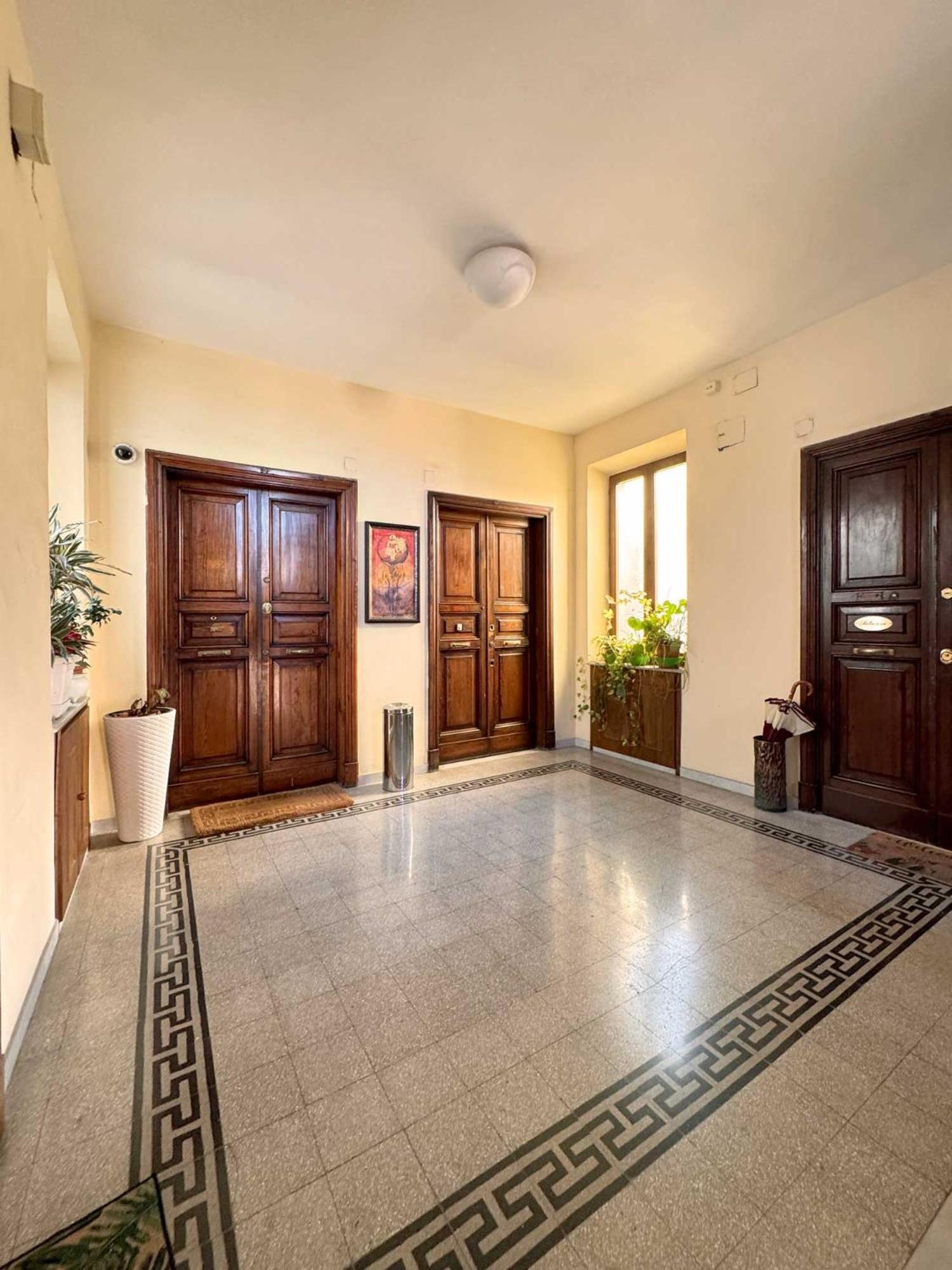 Piramide 2 Bedrooms & 2 Bathrooms Apartment Rome