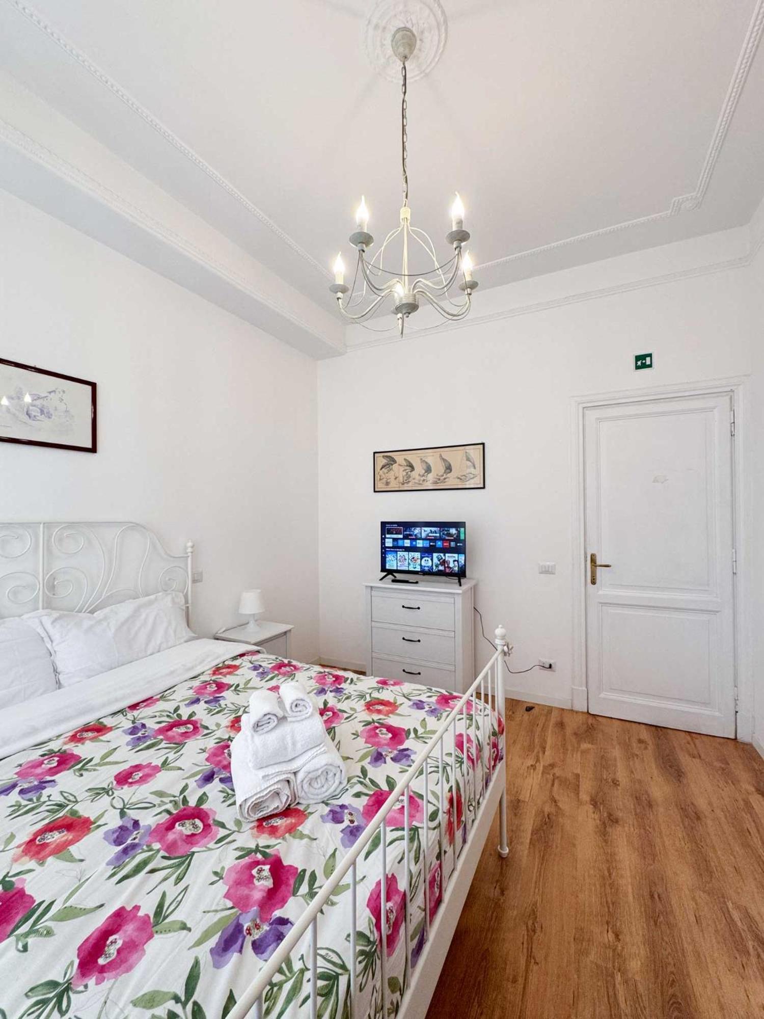 Piramide 2 Bedrooms & 2 Bathrooms * Rome