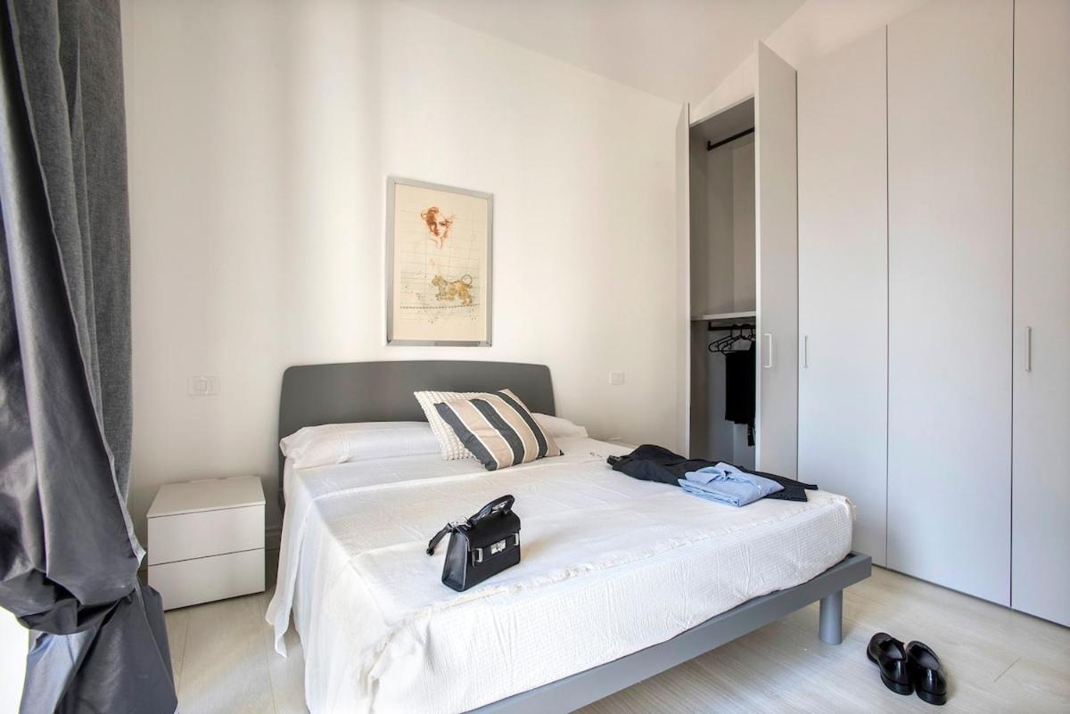 Apartment Urban Oasis With Patio For 5 Guests - Reserved Parking - Termini Rome