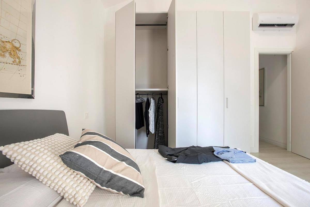 Apartment Urban Oasis With Patio For 5 Guests - Reserved Parking - Termini Rome