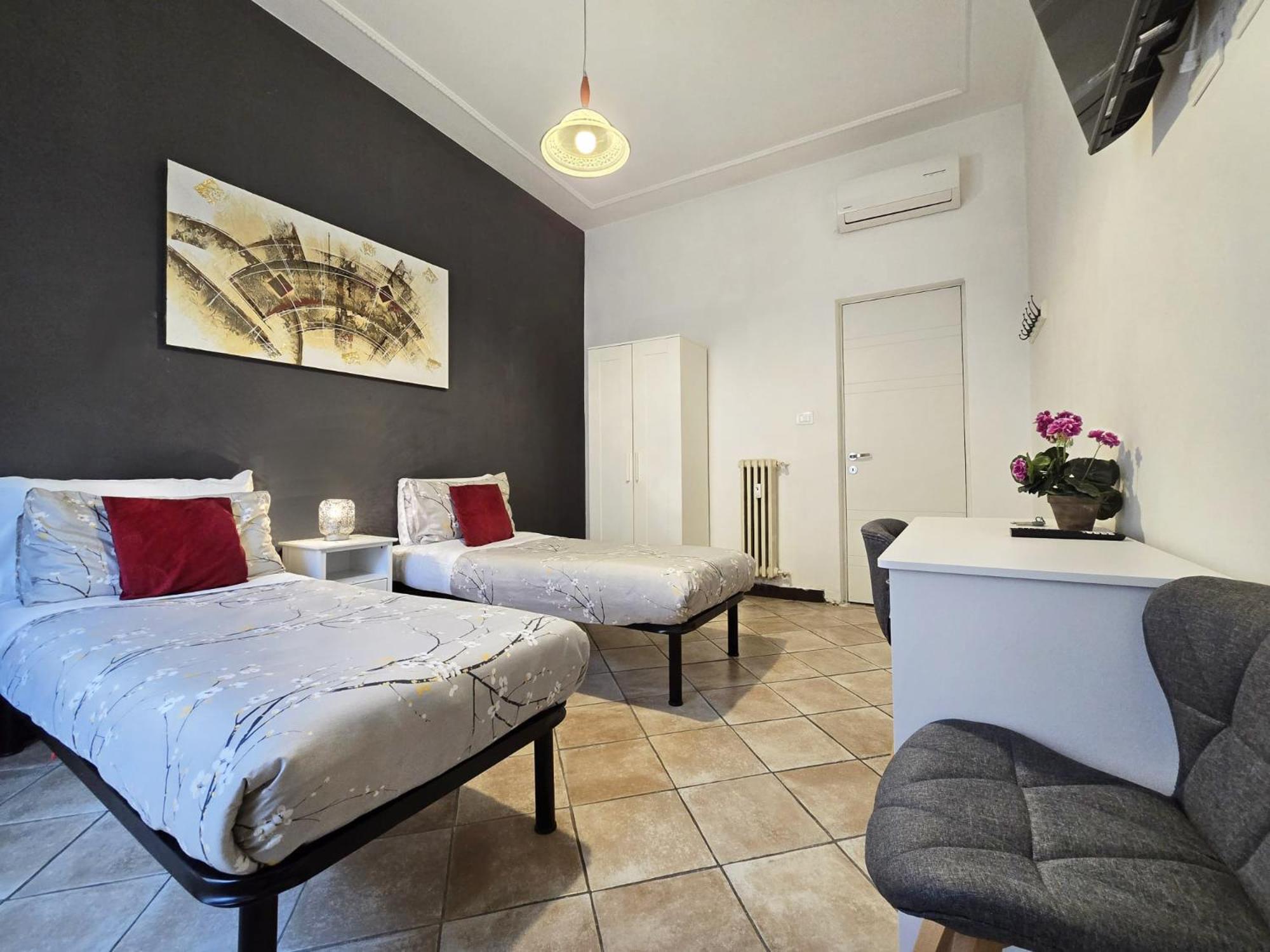 Hosting Flats Rome