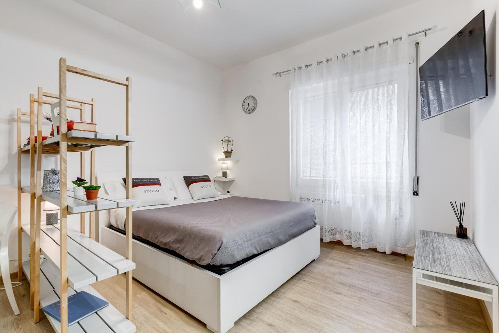 Apartment 96 Degli Ubaldi Rome