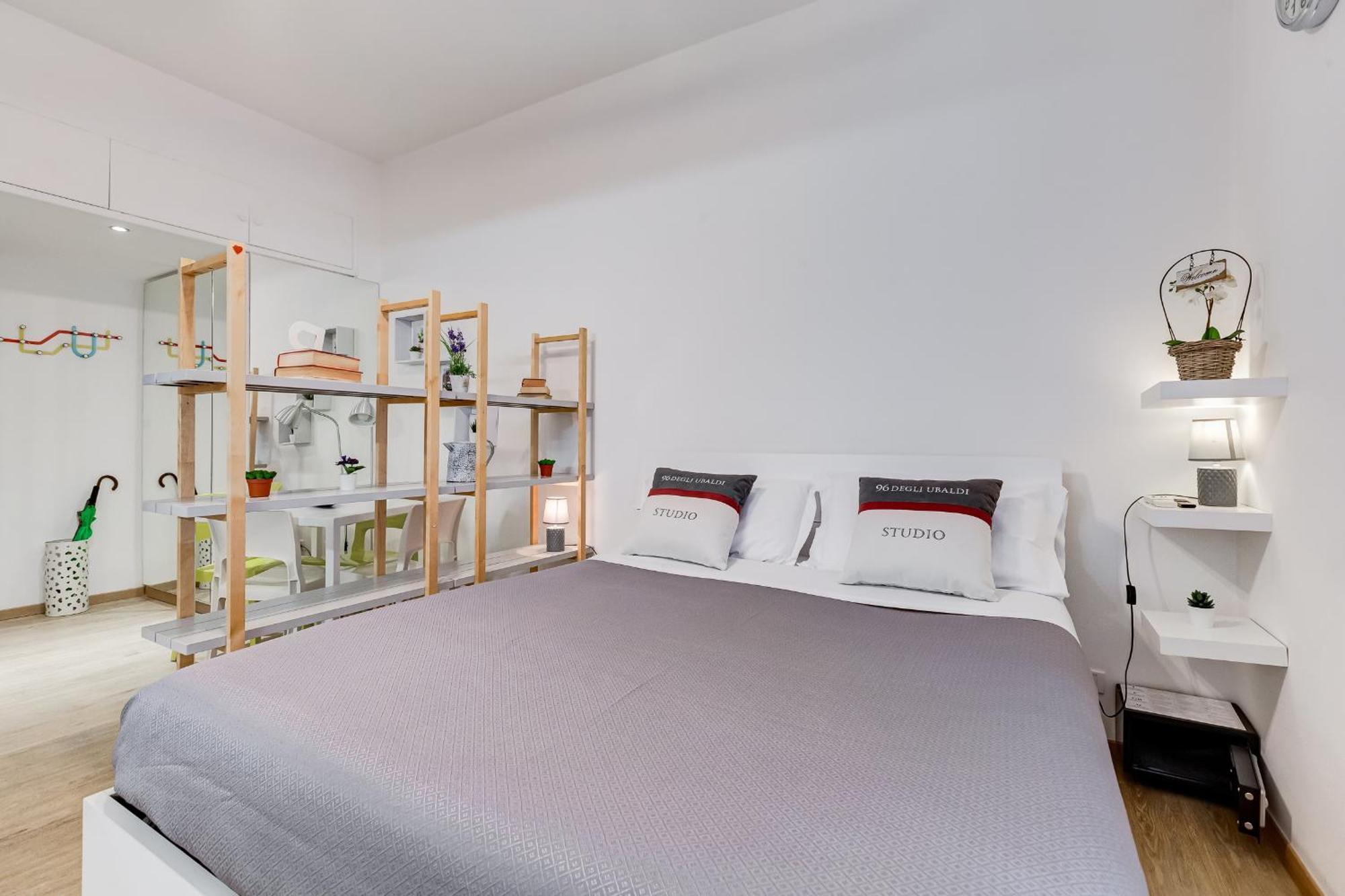 Apartment 96 Degli Ubaldi