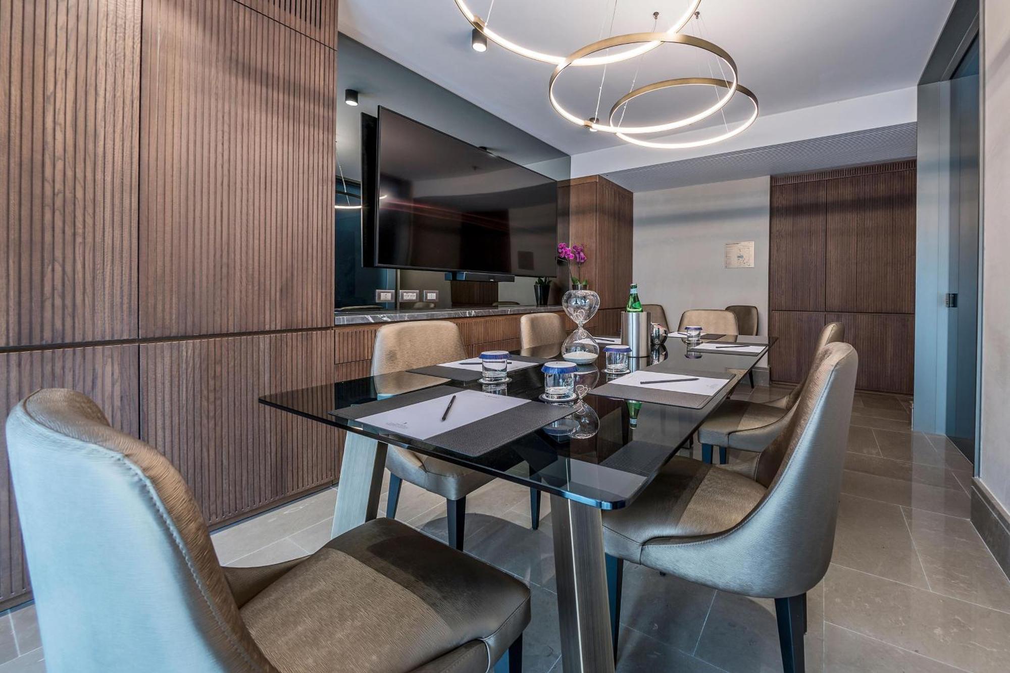The Regency, Rome, A Tribute Portfolio 4*