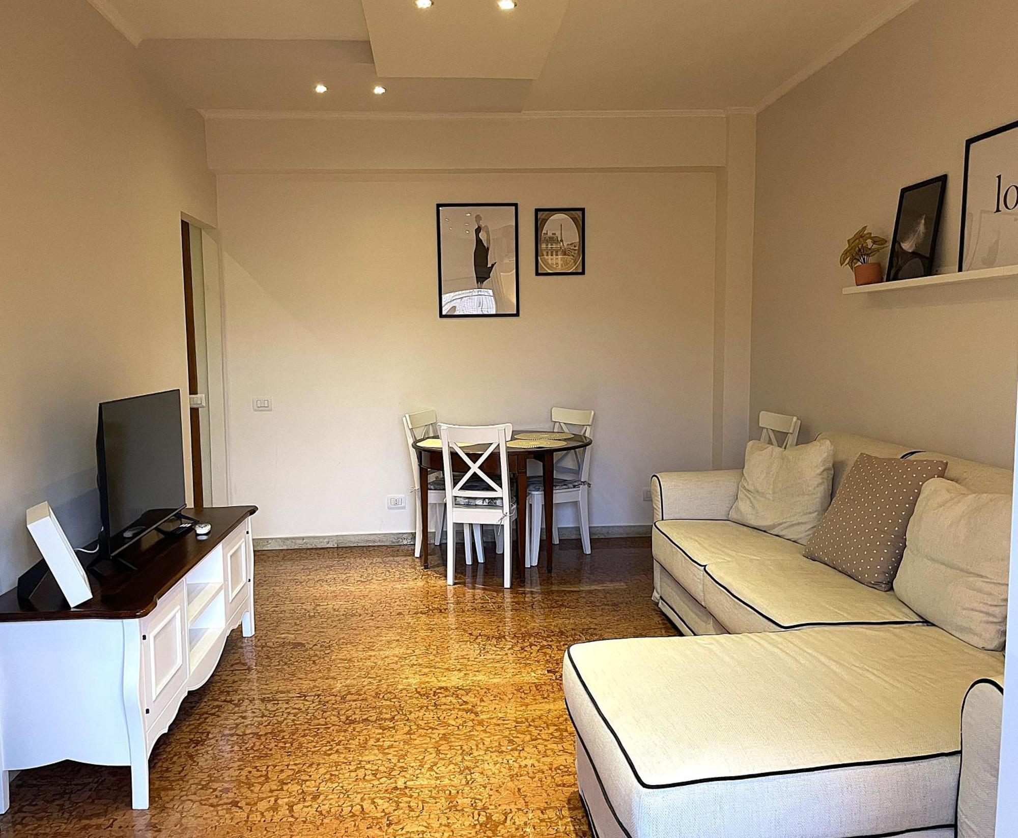 La Casa Libre Metro A Colli Albani 350 M Apartment Rome