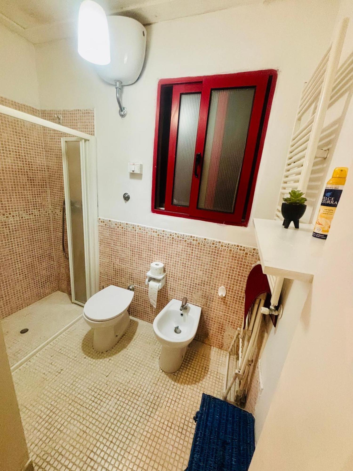 Apartment Benny House In The Park Close To Gemelli And Fl3 To S Peter And Center Rome