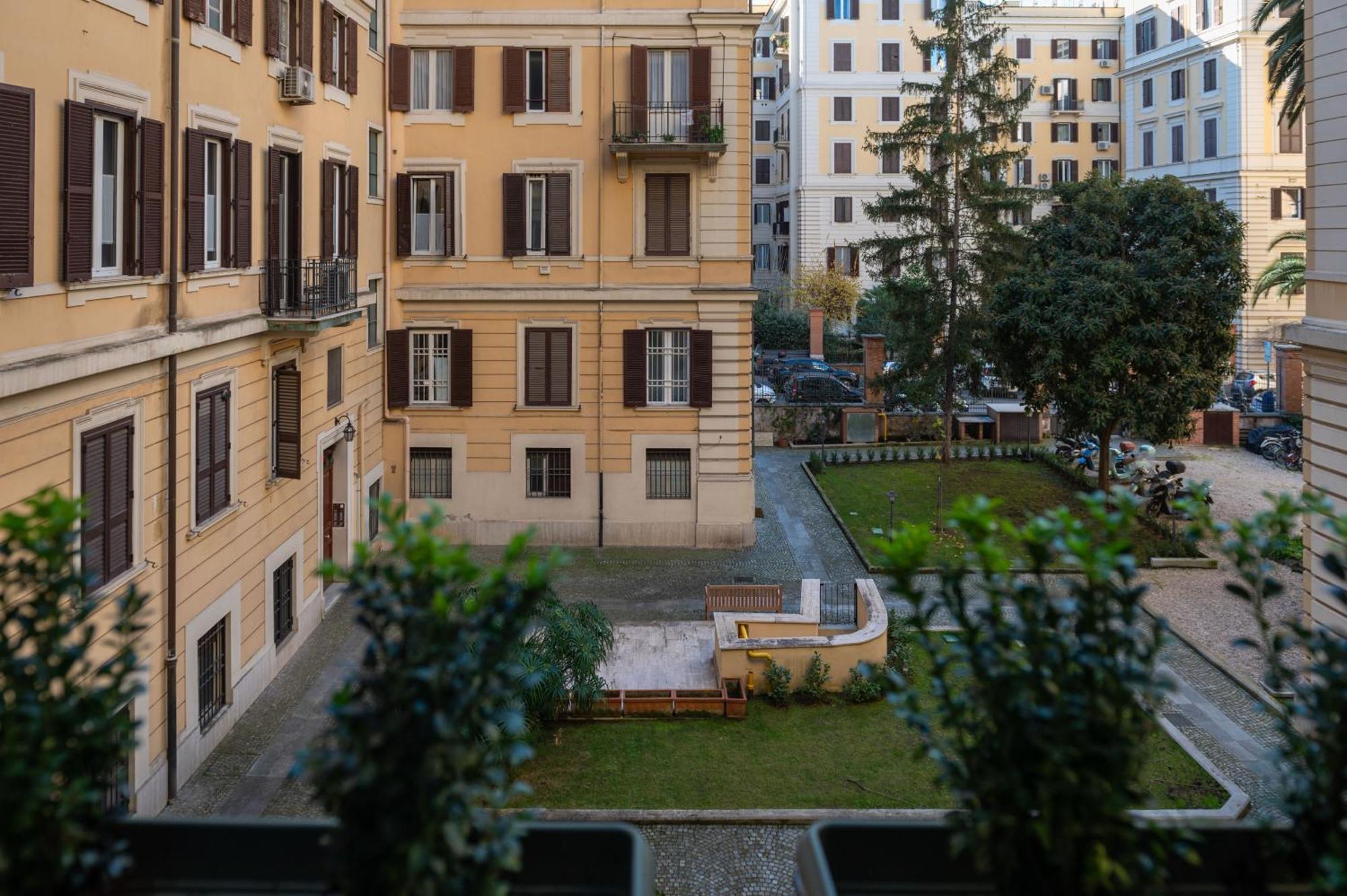 Borghese Design Apartment *