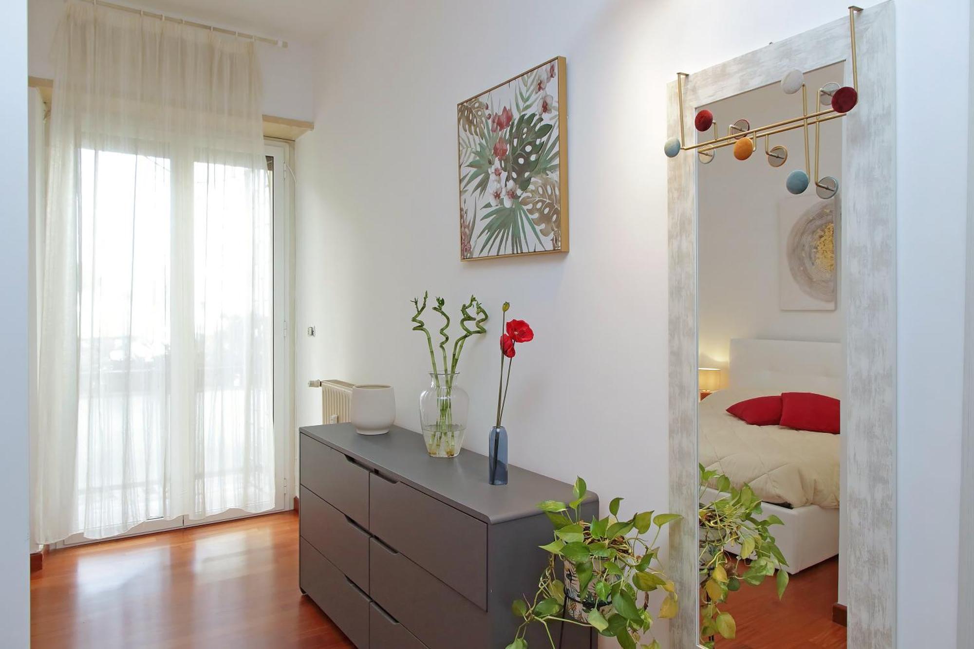 Modern Cozy Flat Trendy Area