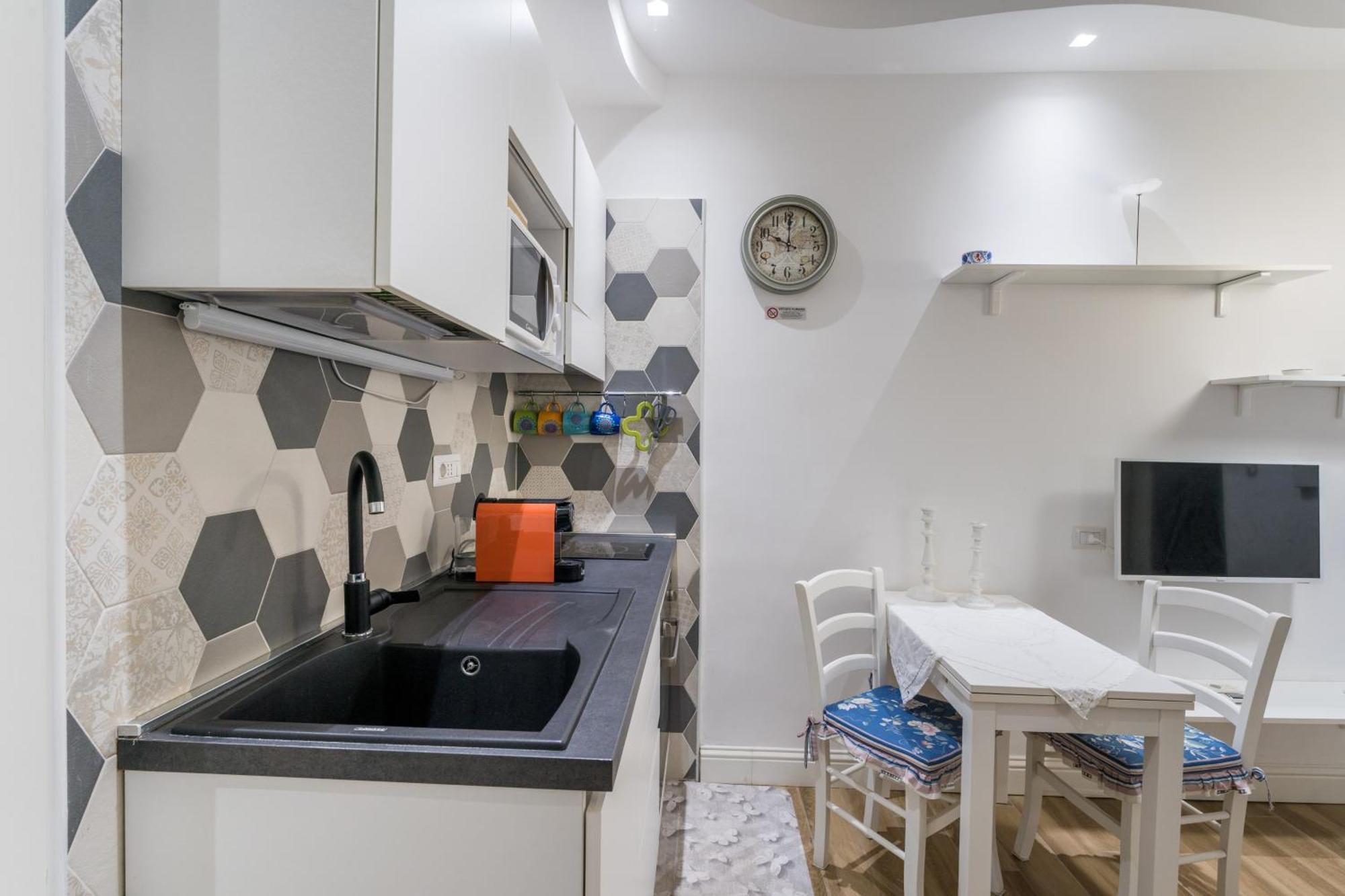 Cozy In Trastevere With Patio - Ac Appartamento
