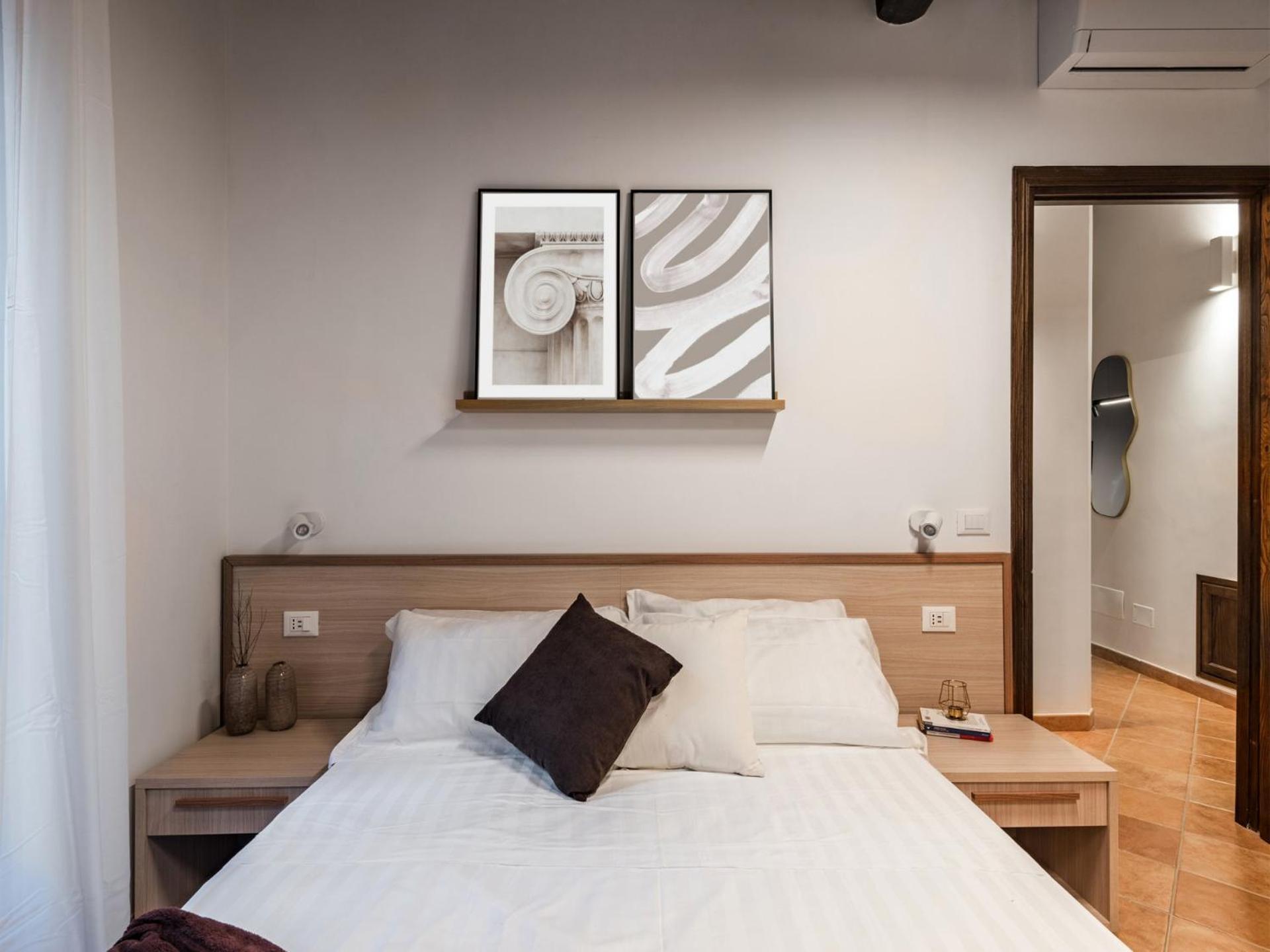 The Rent - Peaceful Oasis With Garden And Jacuzzi Near The Colosseum Apartment Rome