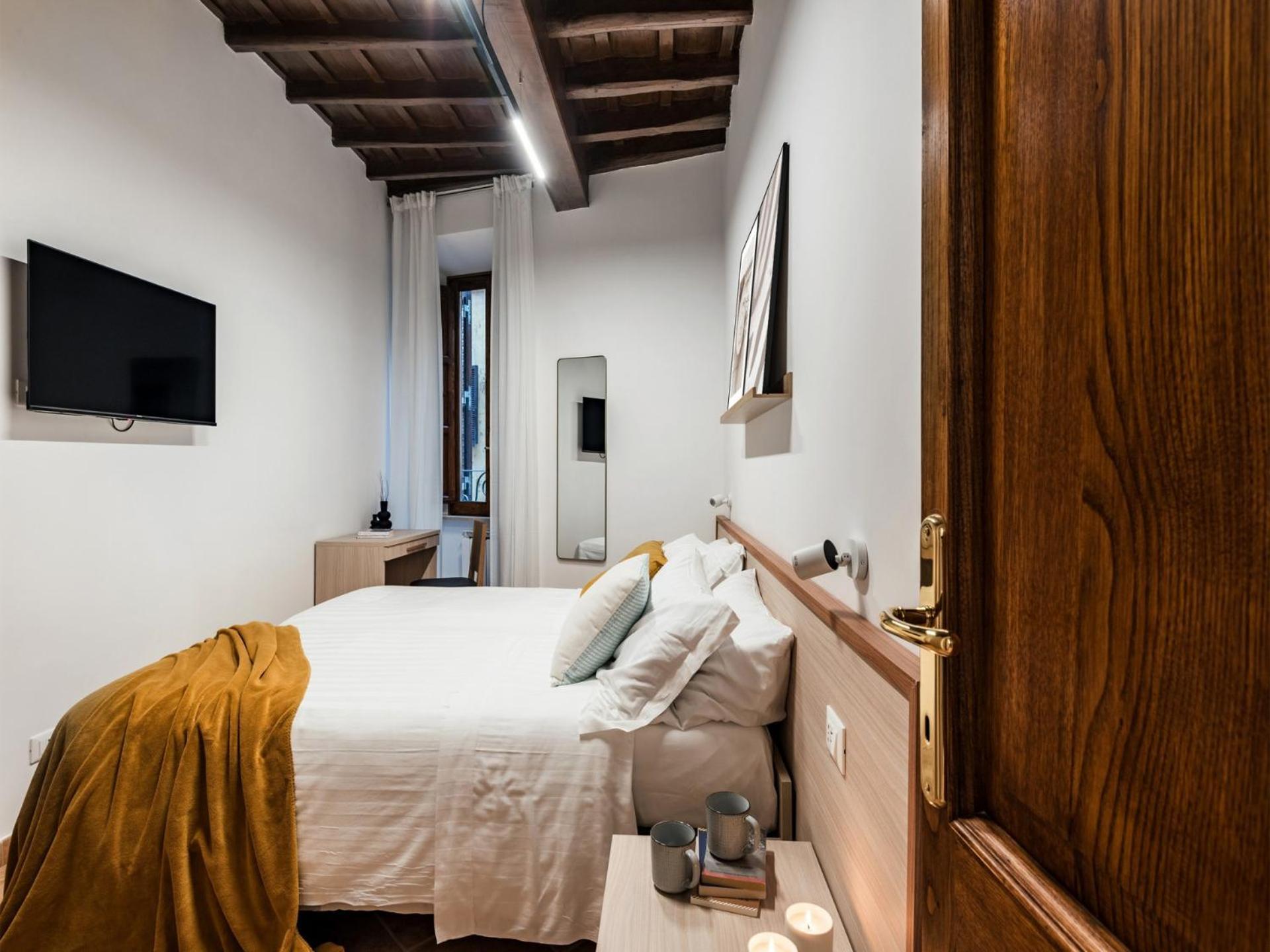 The Rent - Peaceful Oasis With Garden And Jacuzzi Near The Colosseum * Rome