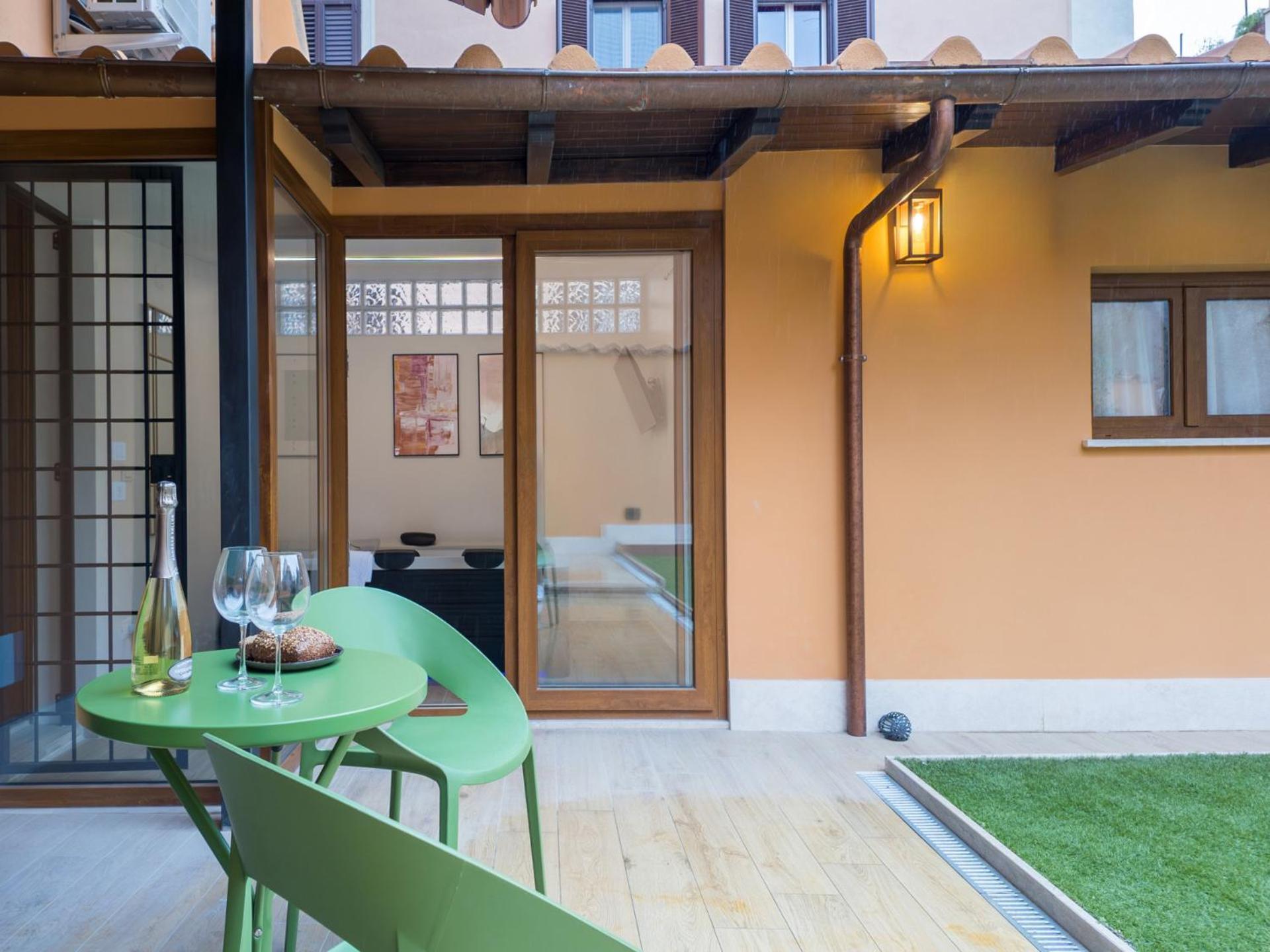 Apartment The Rent - Peaceful Oasis With Garden And Jacuzzi Near The Colosseum Rome
