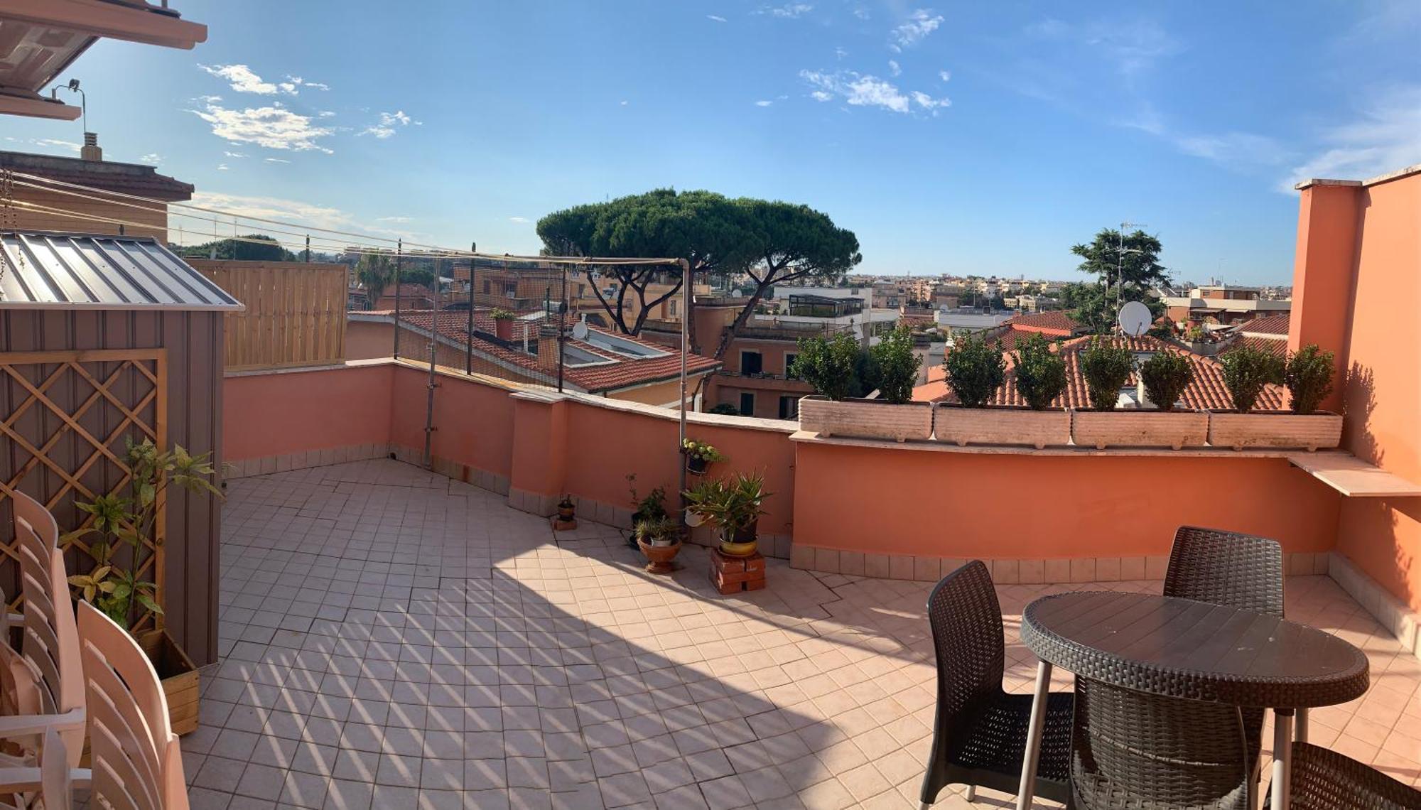 Mazzoni Suite, Panoramic Terrace And Comfort Apartment Rome