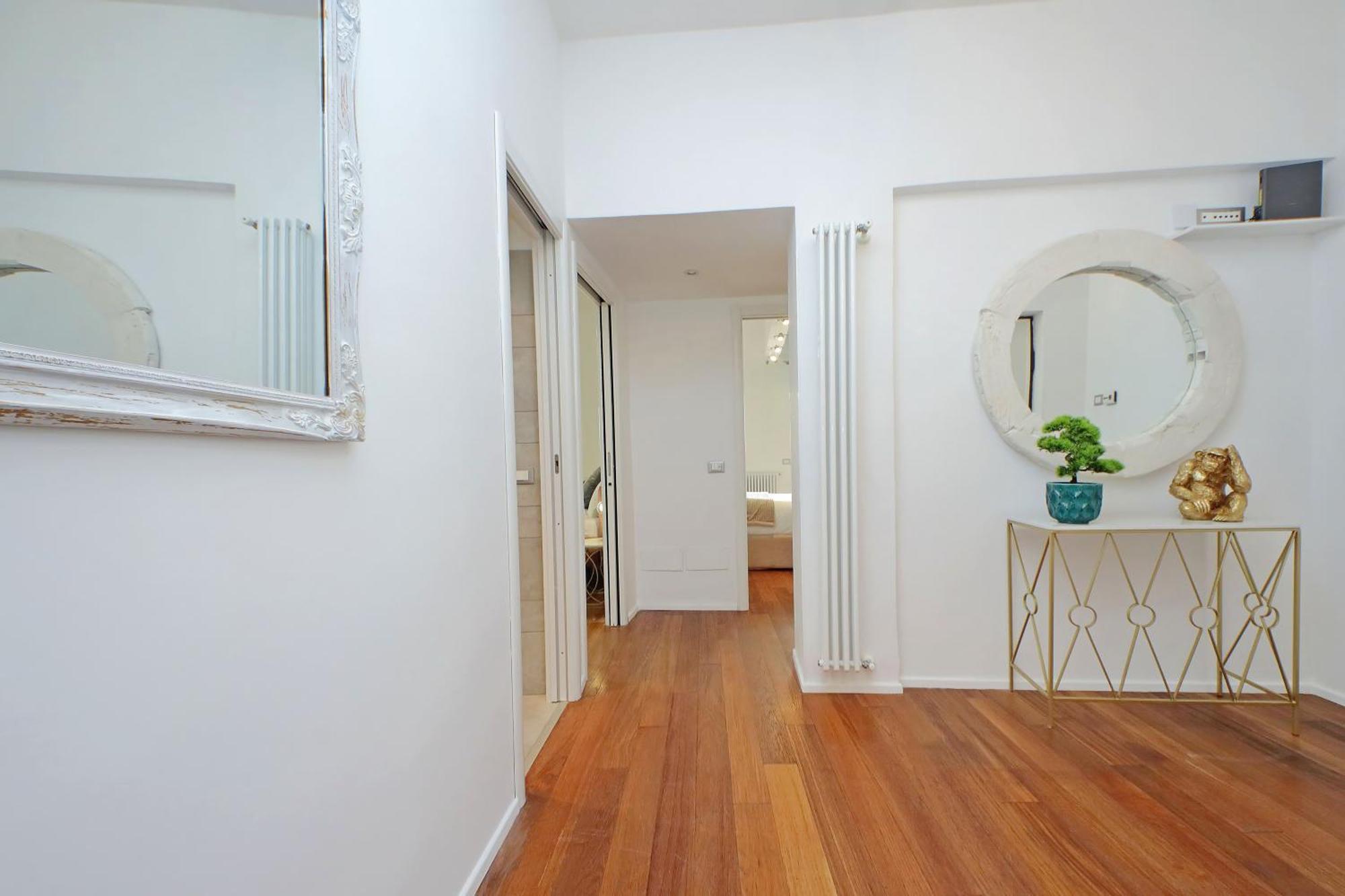 New With Terrace - 150m Metro A Apartment *