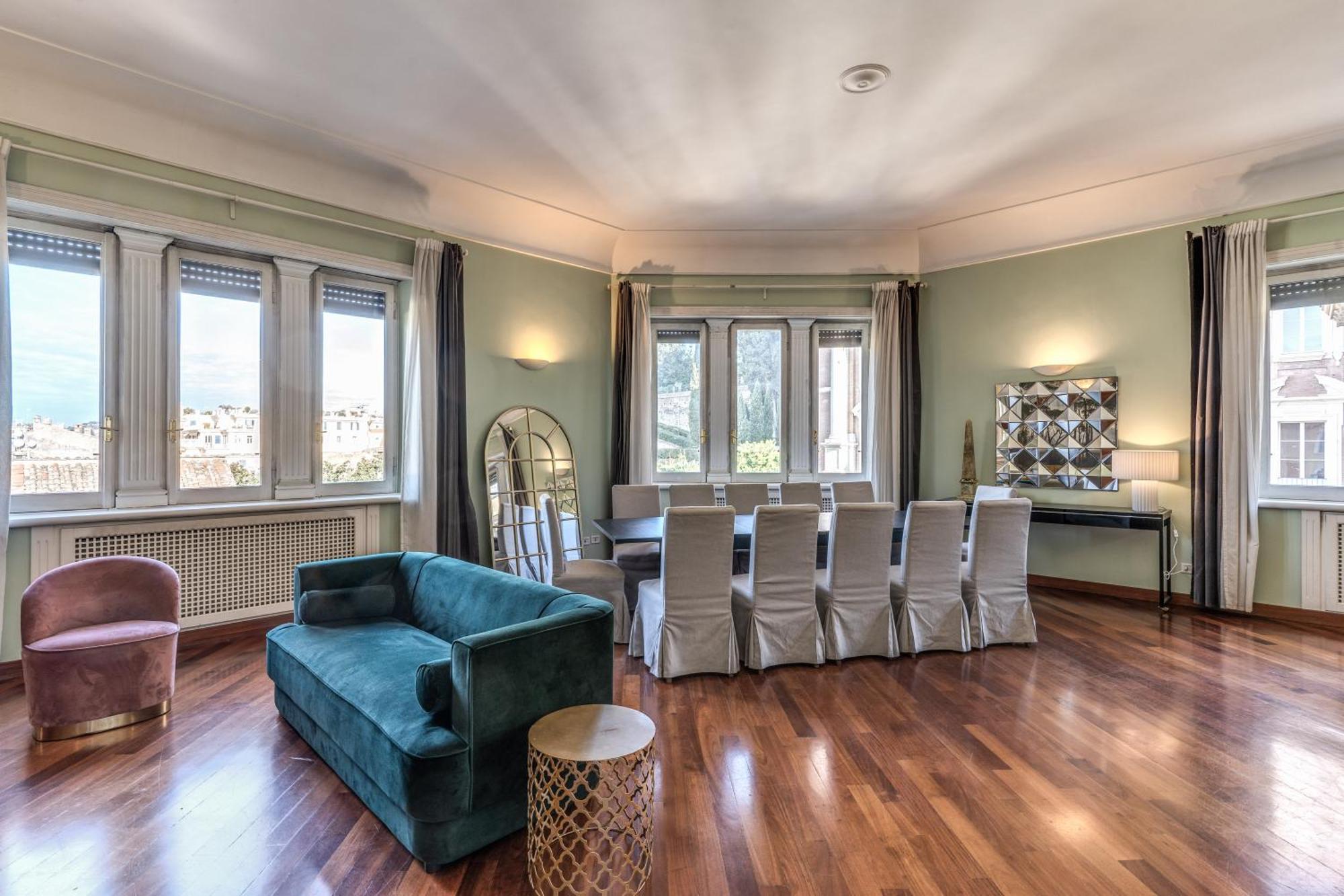 Imperial Panorama Penthouse Apartment Rome