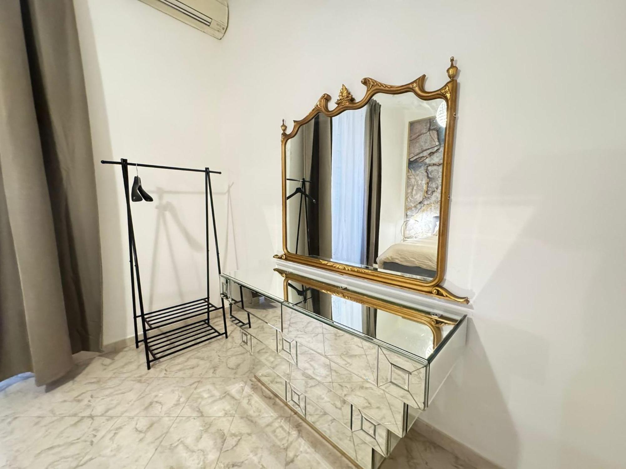 Nova House * Rome