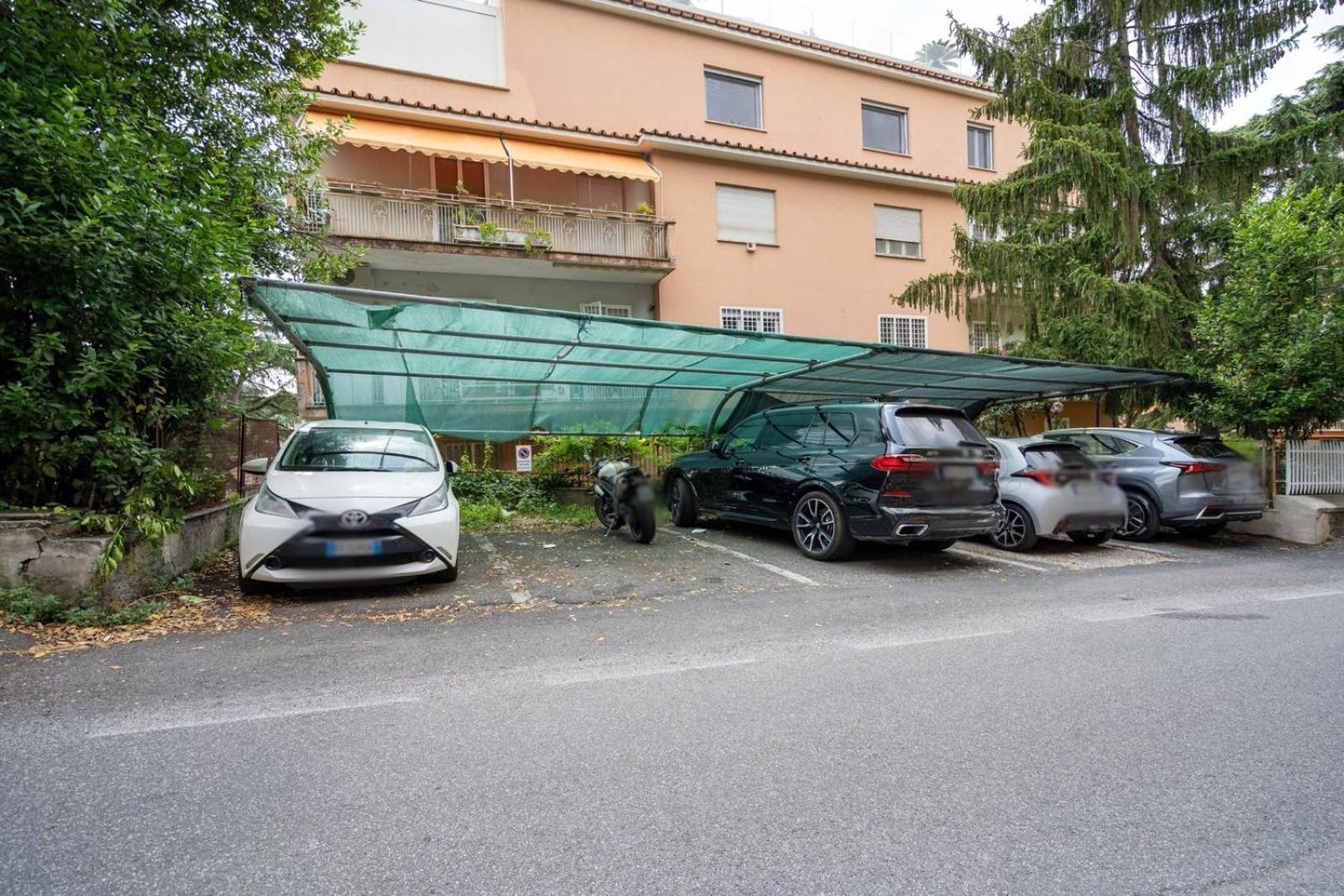 Apartment Vatican Historic Center -luxury Flat With Garden And Private Parking Rome