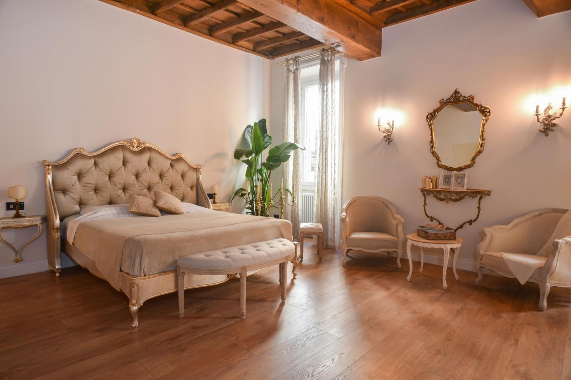 Trevi Fountain Elegant Apartment *