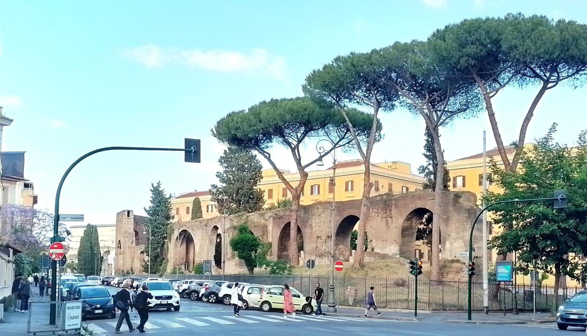 Acquedotto Di Nerone Guest house *