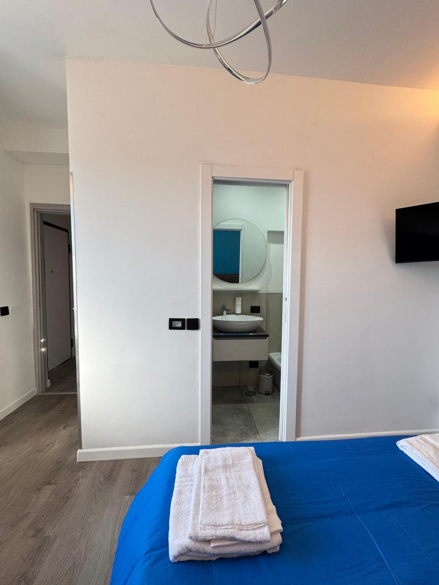 Bellavita House 2br With Private Parking In Apartment Rome