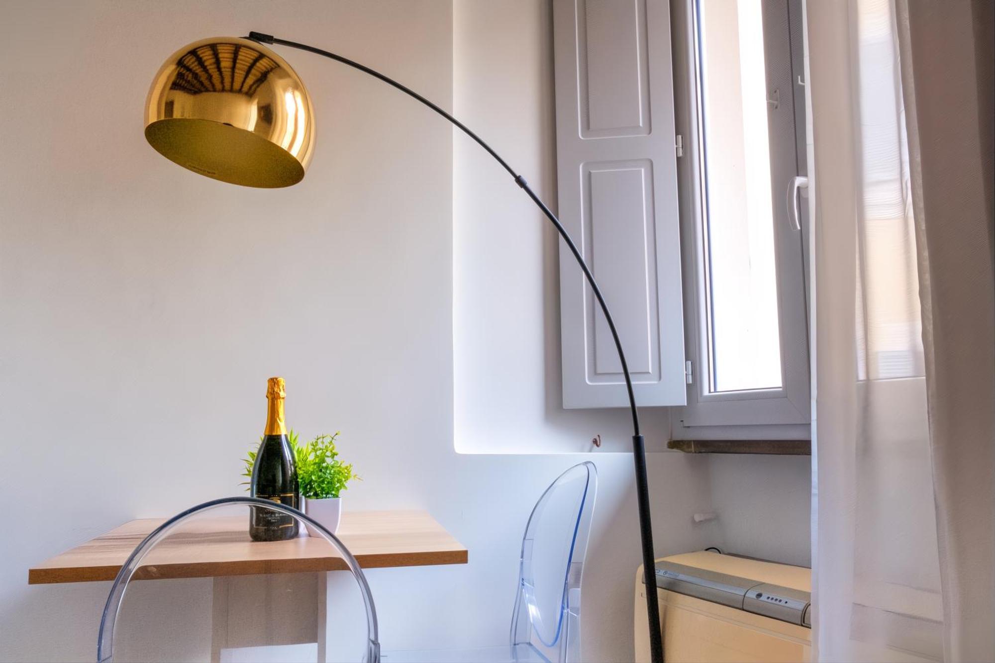 Elegantis Trevi - Just 50m From Trevi Fountain Apartment Rome