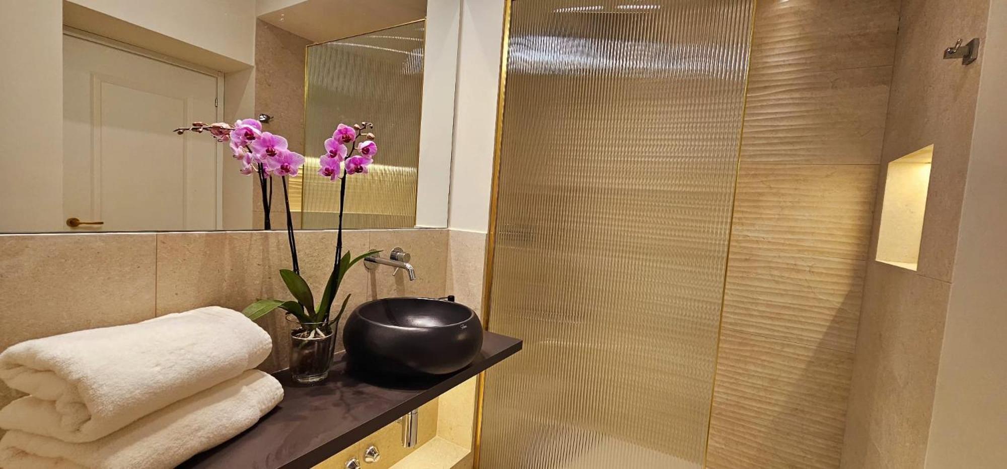 Stoa Boutique Hotel *