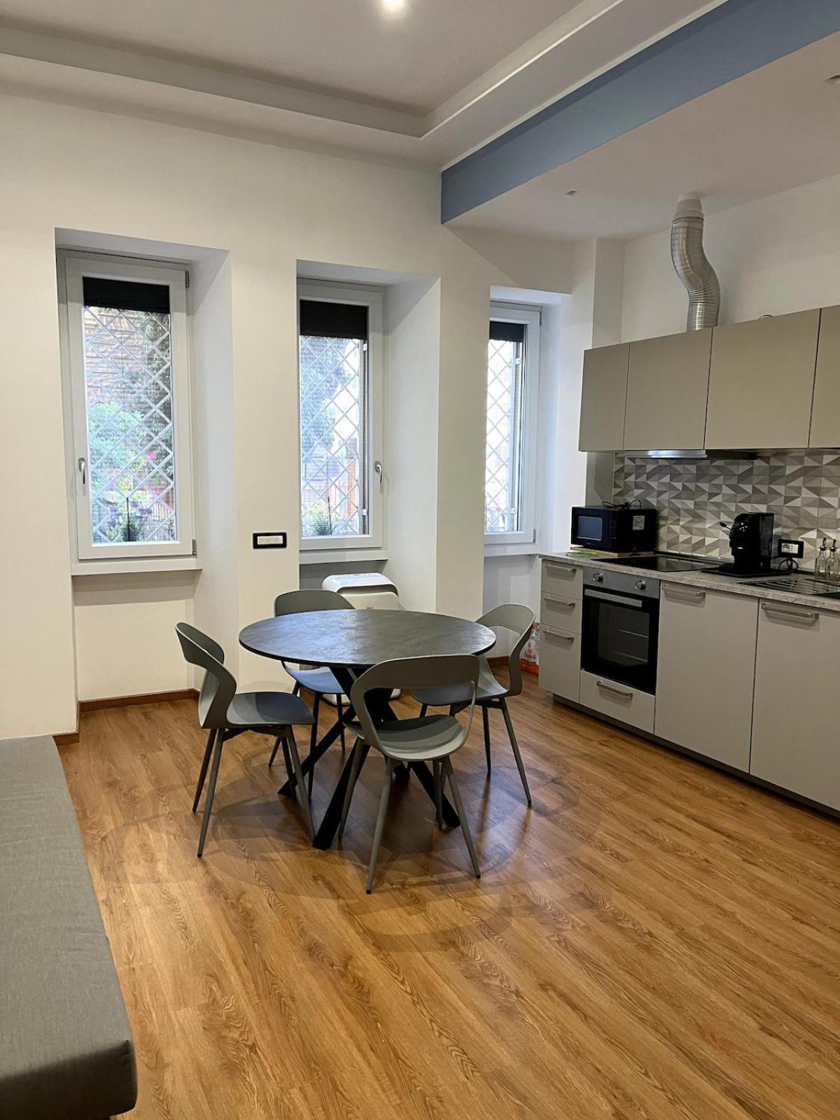 Apartment Casa Vacanze Roma