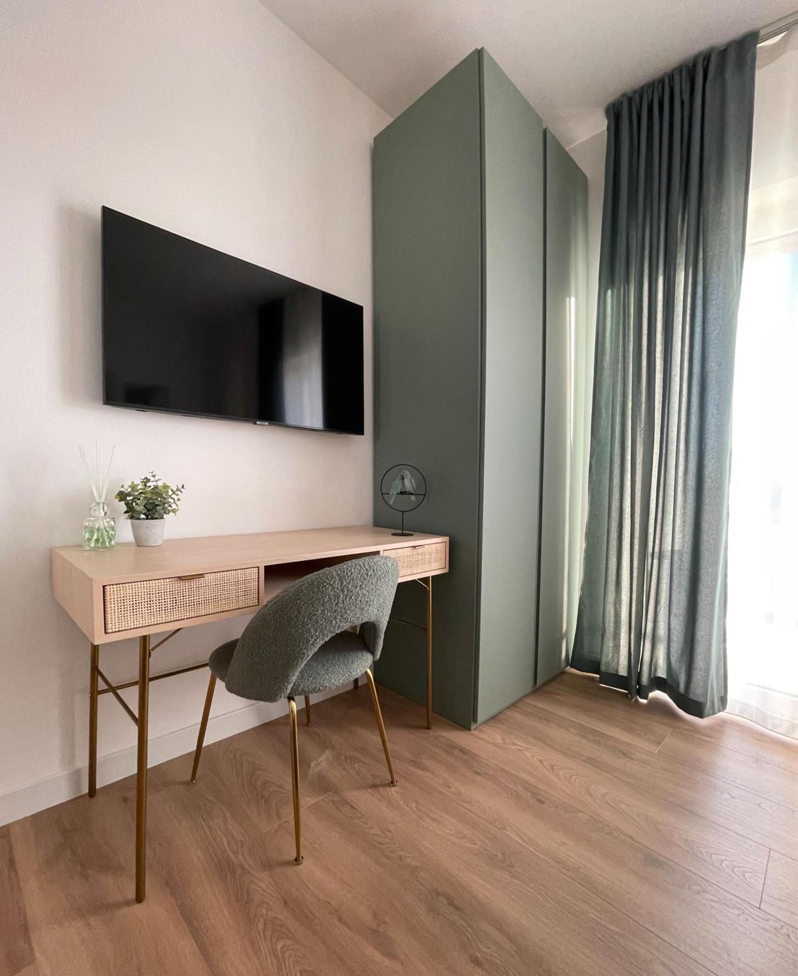 Domus Teano Luxury Bed & Breakfast Rome