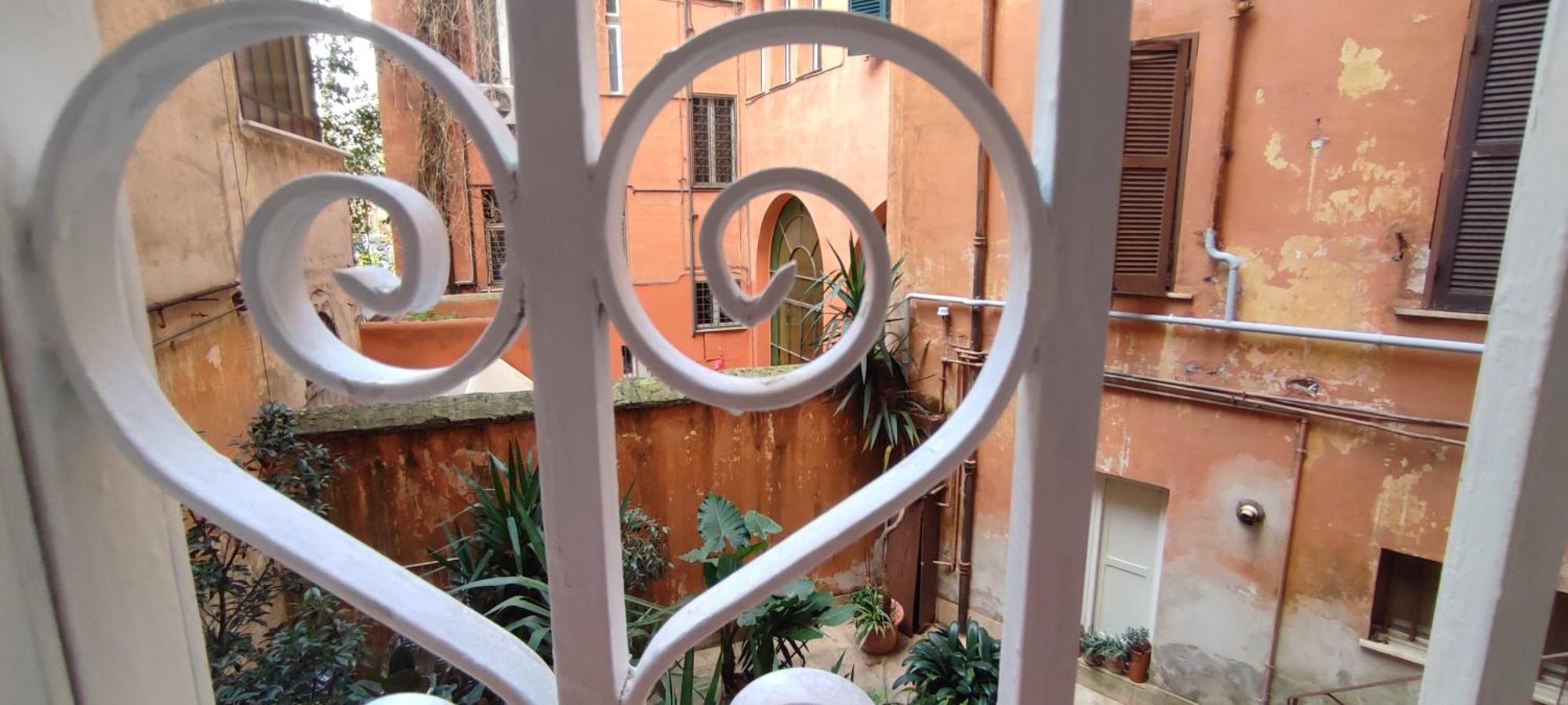 Apartment Happy Domus Ippolito Nievo Flat A Trastevere