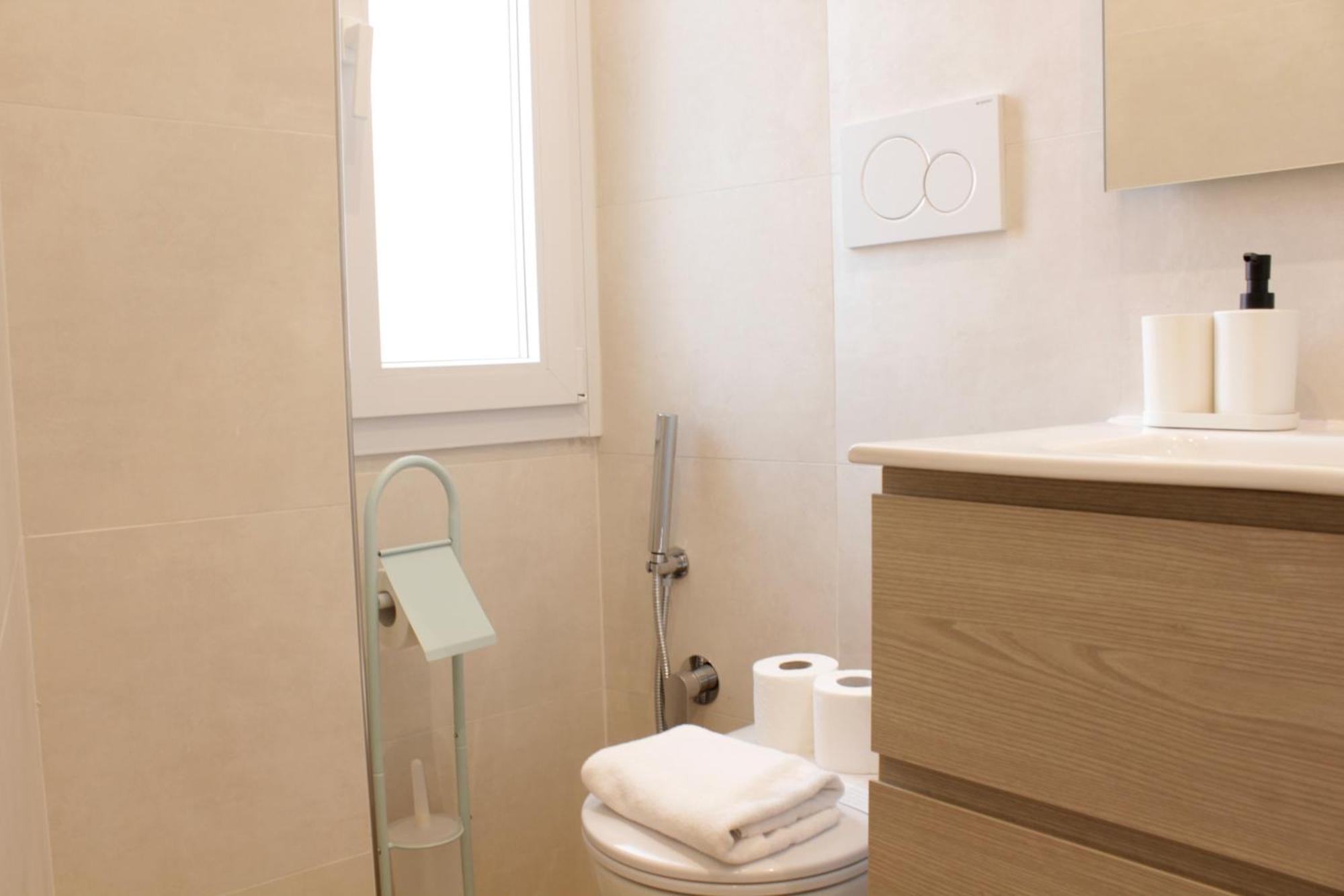 Apartment Hc - Miriam's Brand New In Vatican