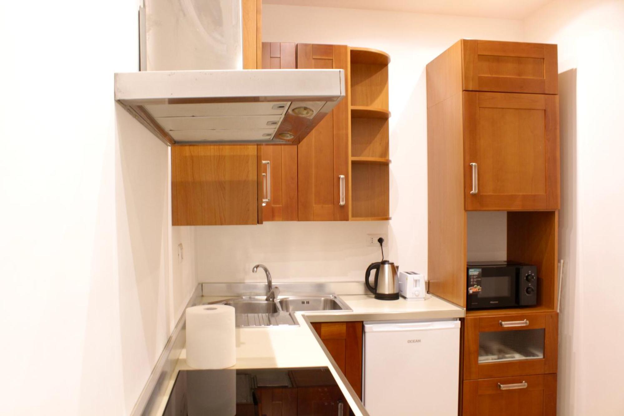 Hc - Miriam's Brand New In Vatican Apartment *