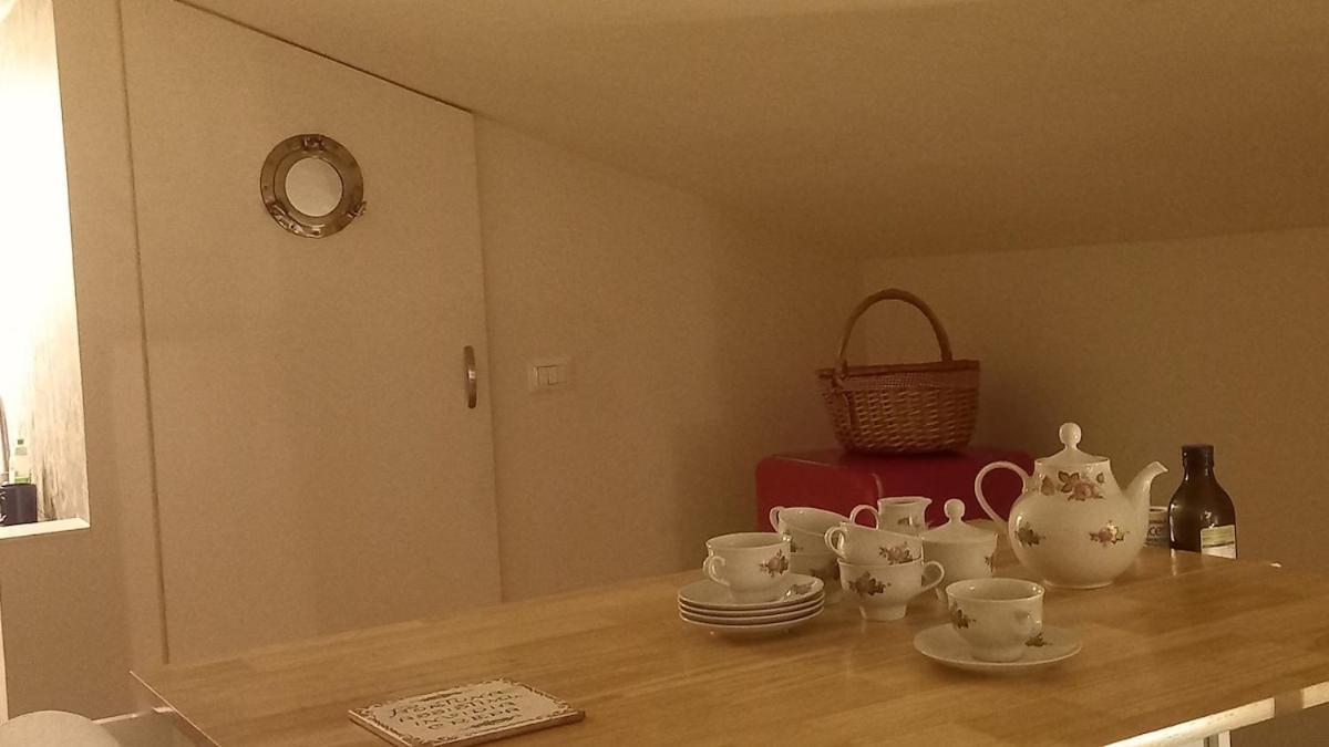 Cozy Mansarda Front Metro Comfort And Beautiful View Apartment Rome