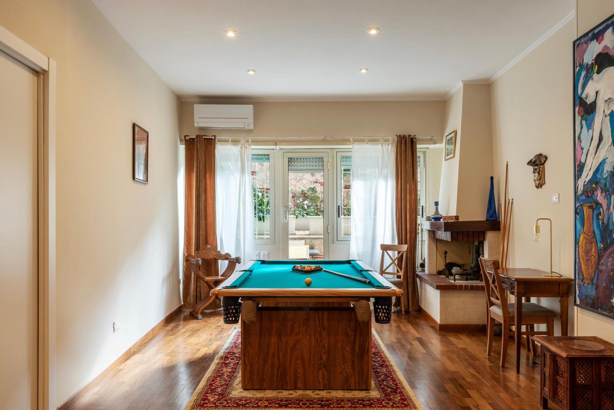 San Pietro Terrace Apartment *