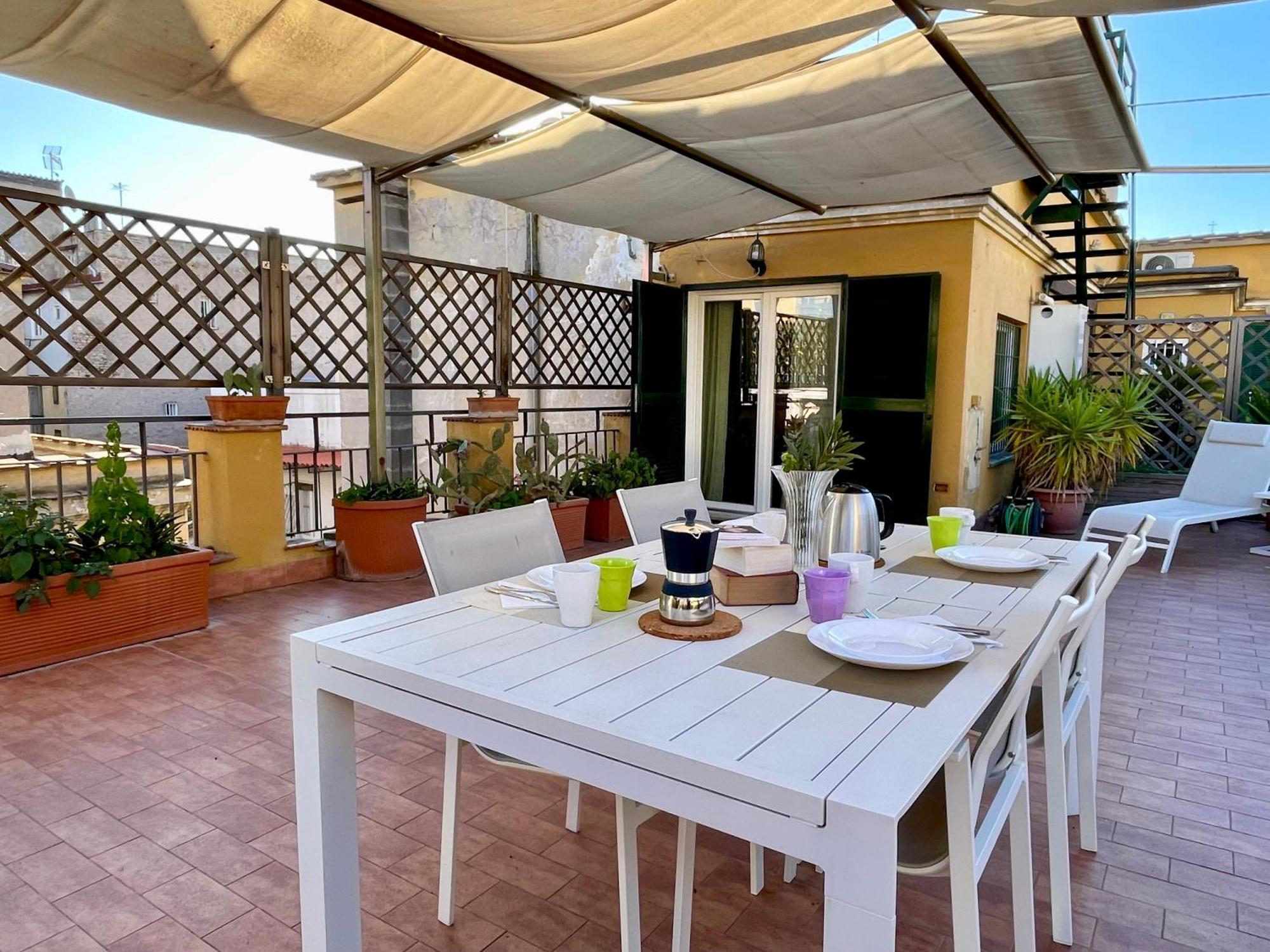Elegant, With Private Terrace Next To The Vatican Apartment *