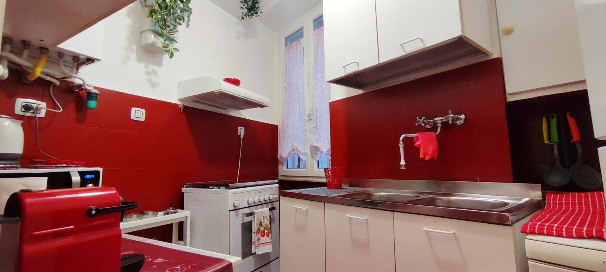 Apartment Happy Domus Ippolito Nievo Flat A Trastevere Rome