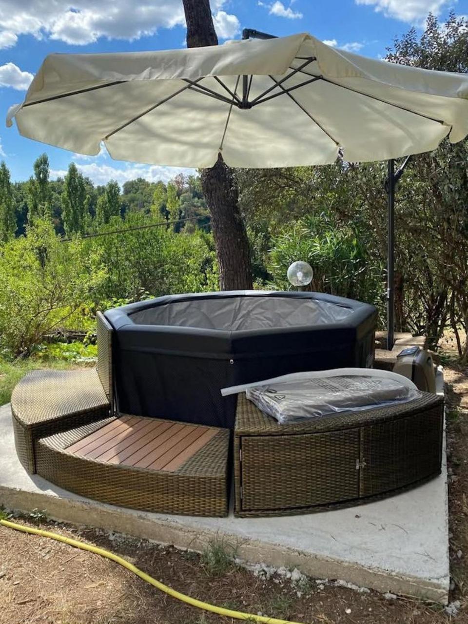 Casale Monte Oliviero - Bike Friendly Bed & Breakfast *