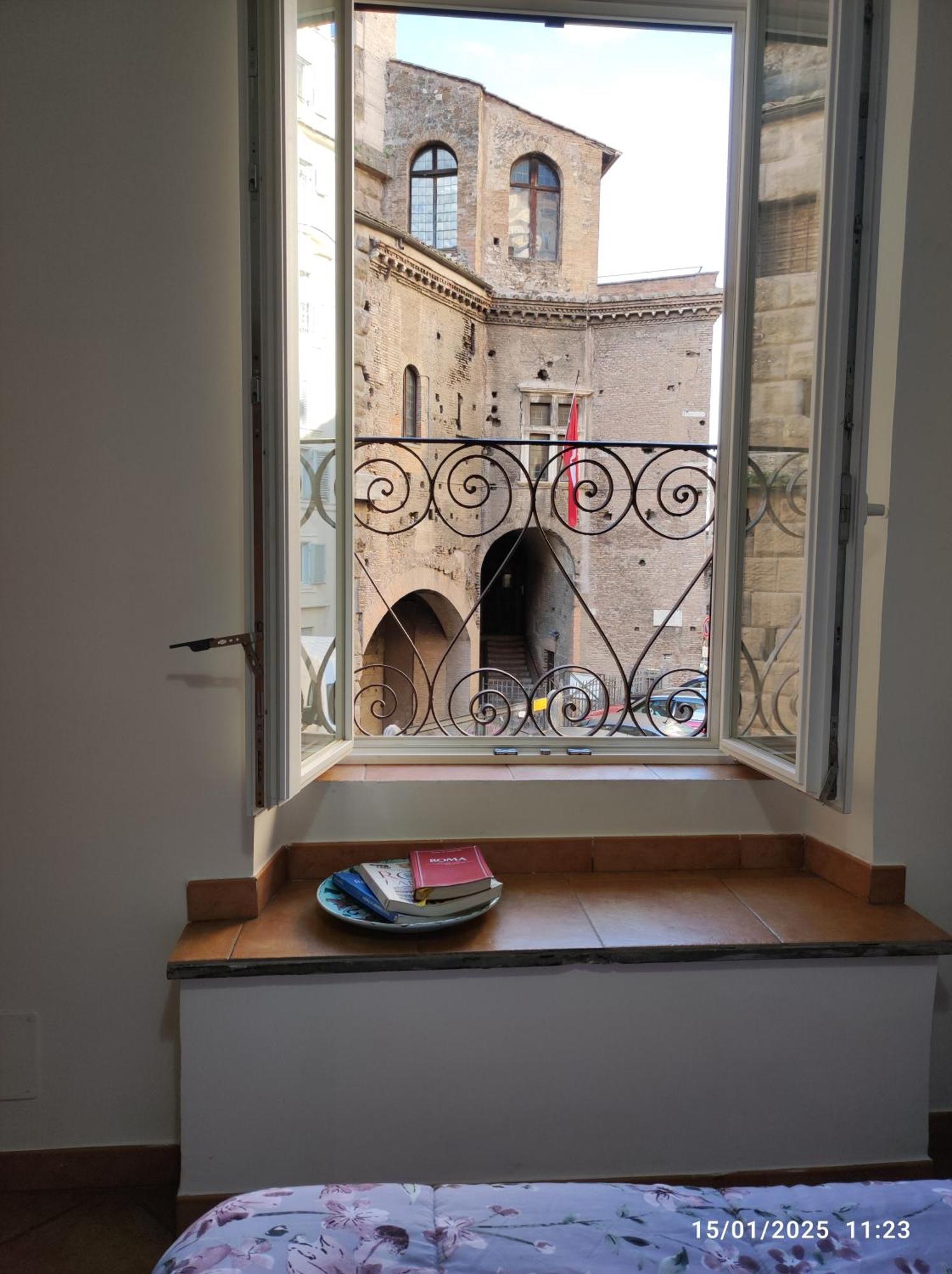 Apartment Il Grillo Ai Fori Romani Rome