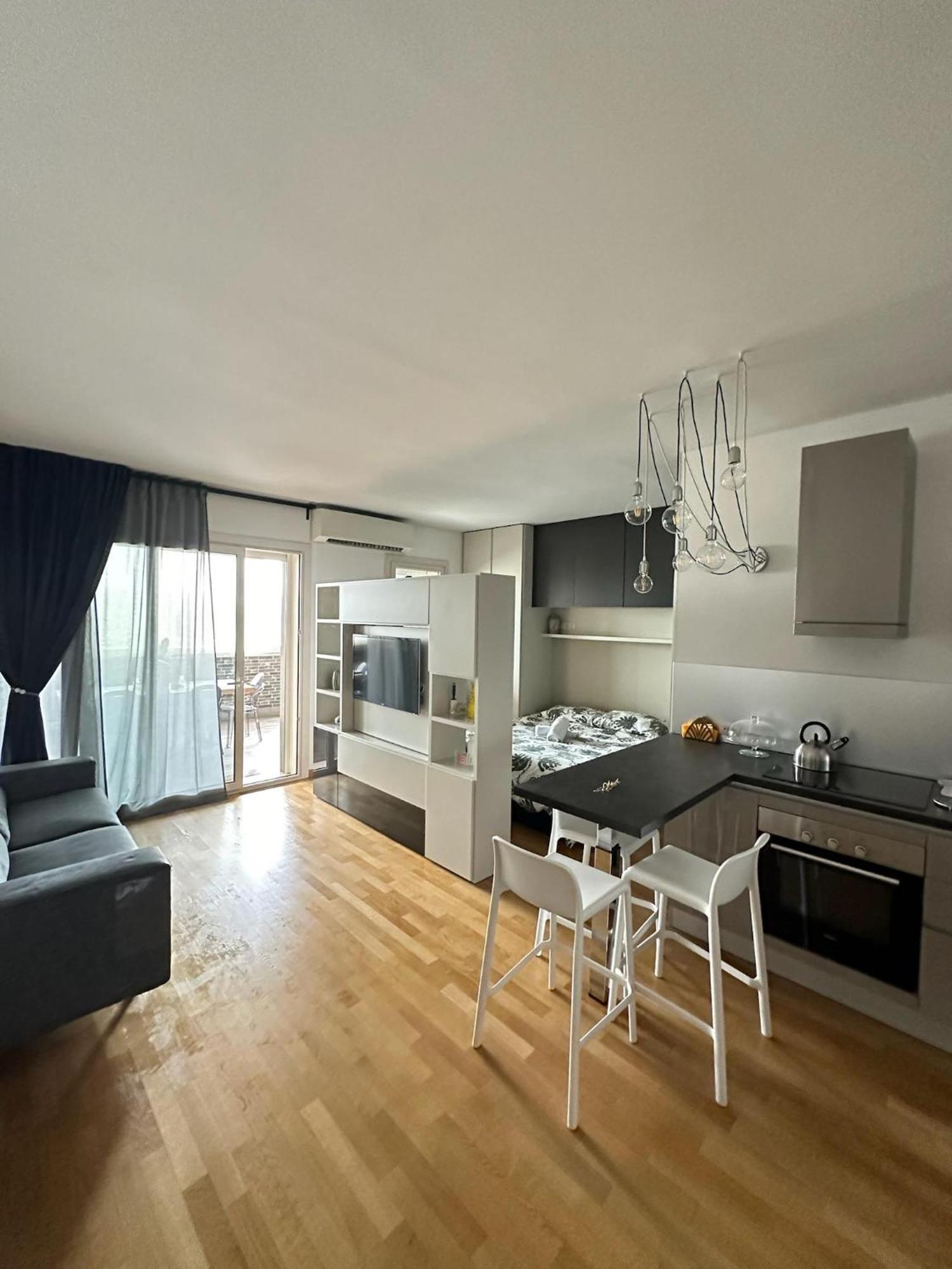 Modern Loft Private Apartment Rome